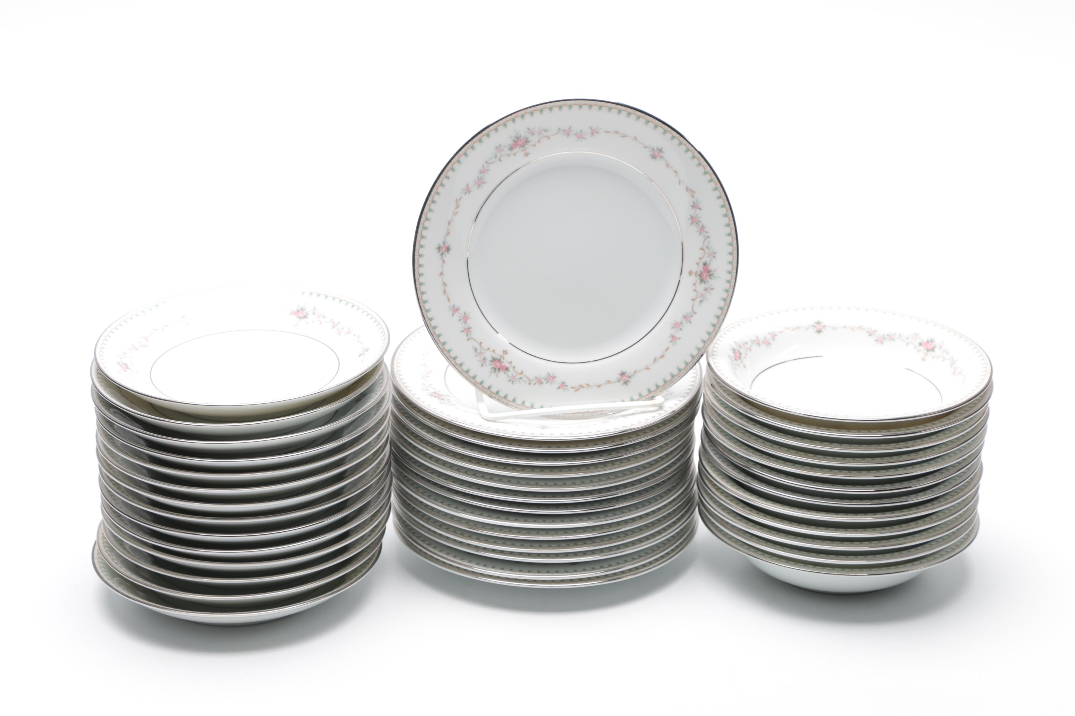 Noritake "Fairmont" Porcelain Dinner Service Circa 1960-86