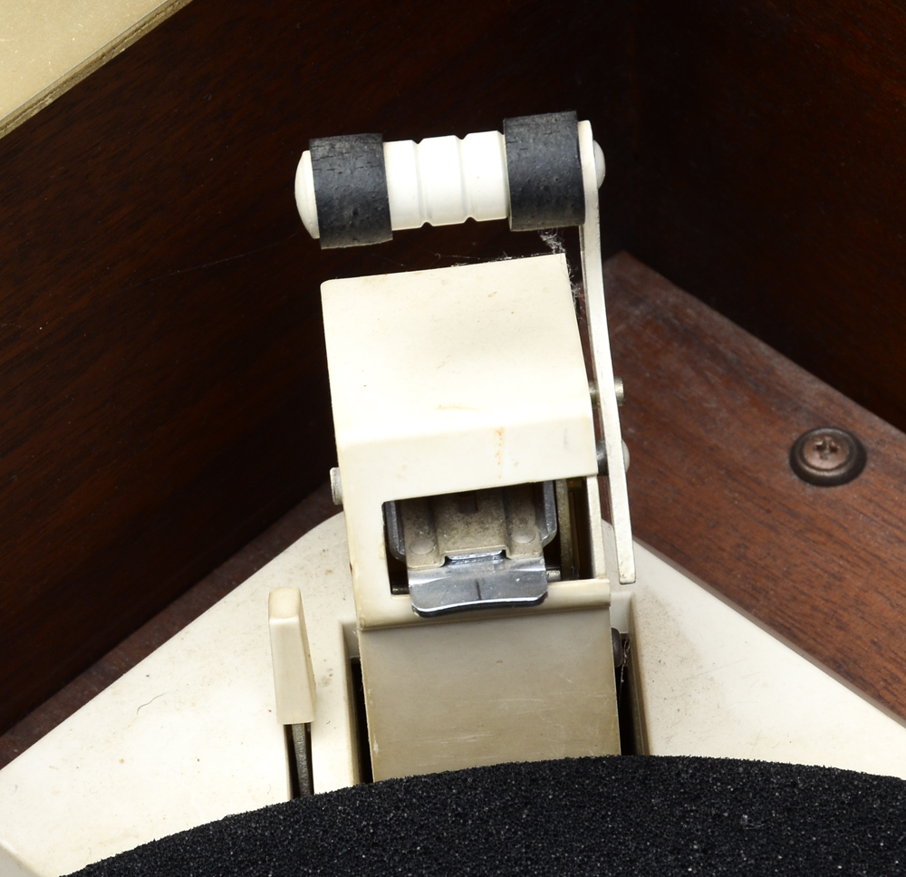 Vintage Fisher Radio Walnut Console Stereo