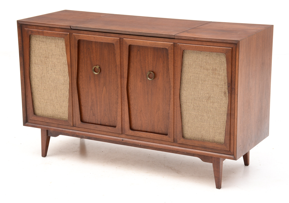 Vintage Fisher Radio Walnut Console Stereo