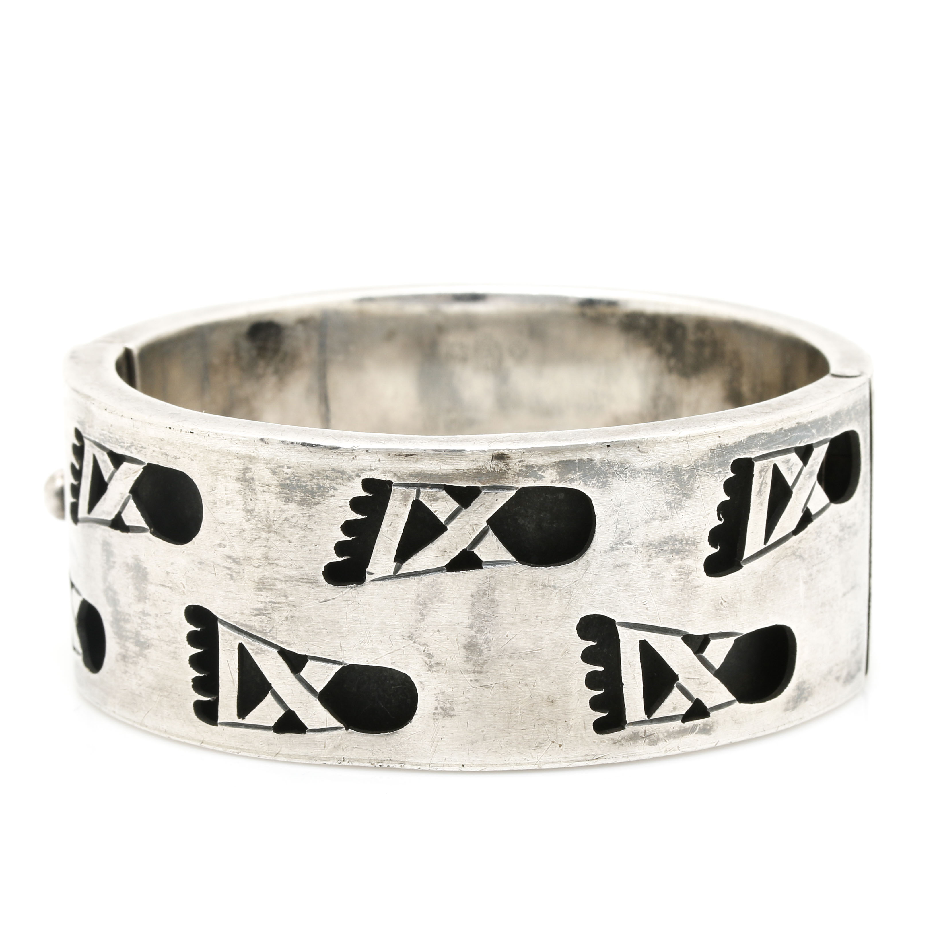 Talleres de Los Ballesteros of Taxco Mexico Sterling Silver Bangle Bracelet