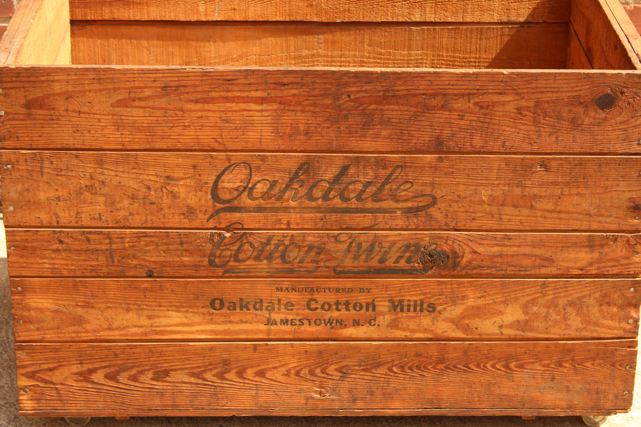 Antique Oakdale Cotton Twine Crate