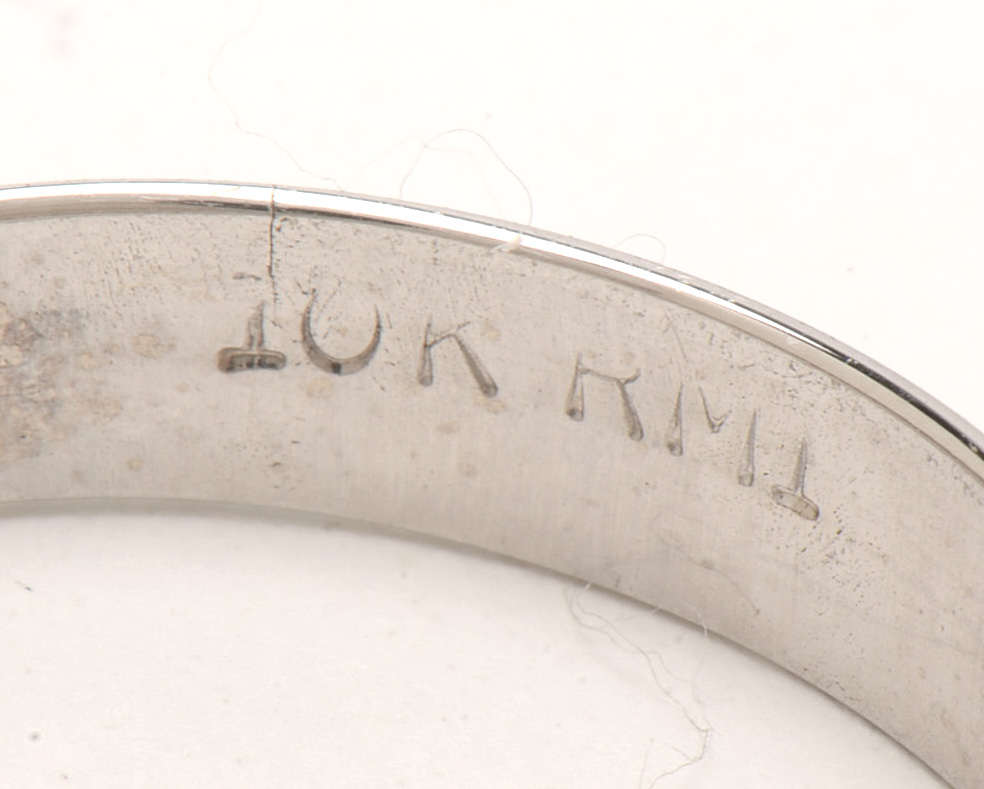 10K White Gold Band Ring