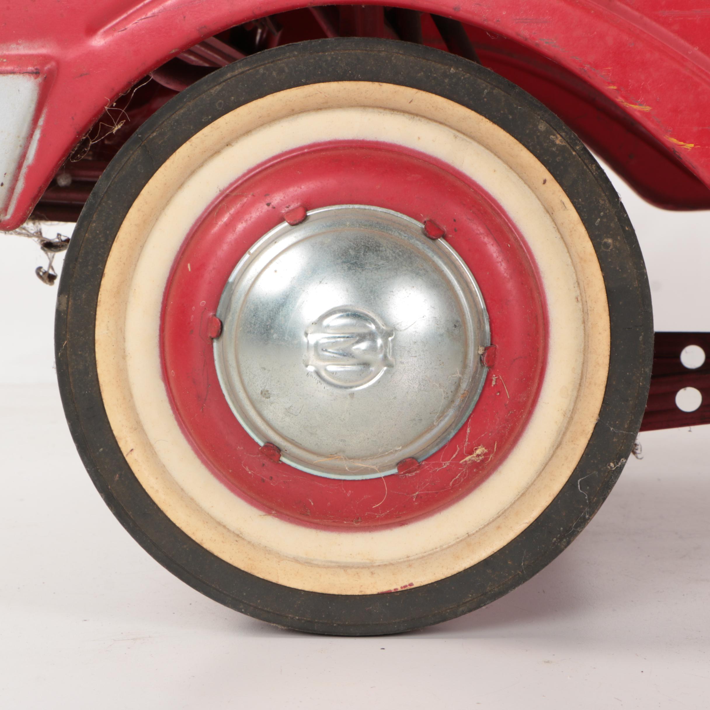 Vintage Murray Fire Engine Pedal Car