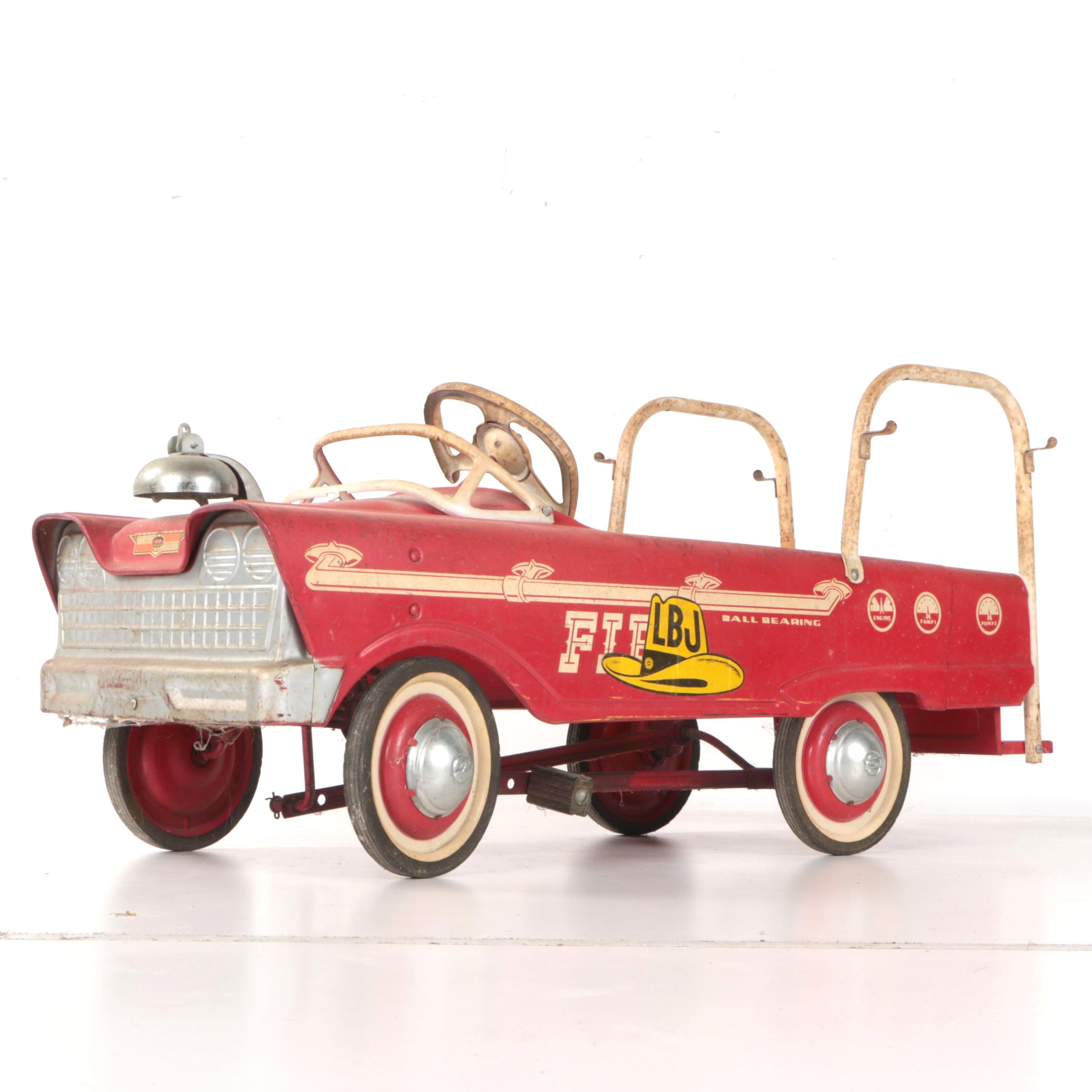 Vintage Murray Fire Engine Pedal Car