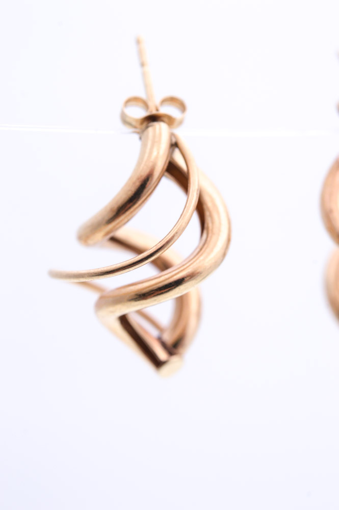14K Yellow Gold Swirled Earrings