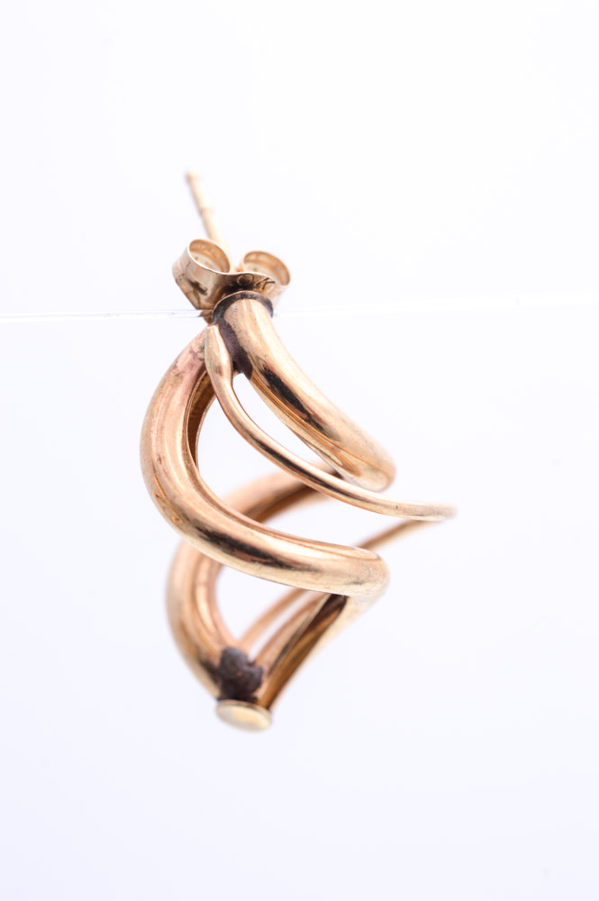 14K Yellow Gold Swirled Earrings