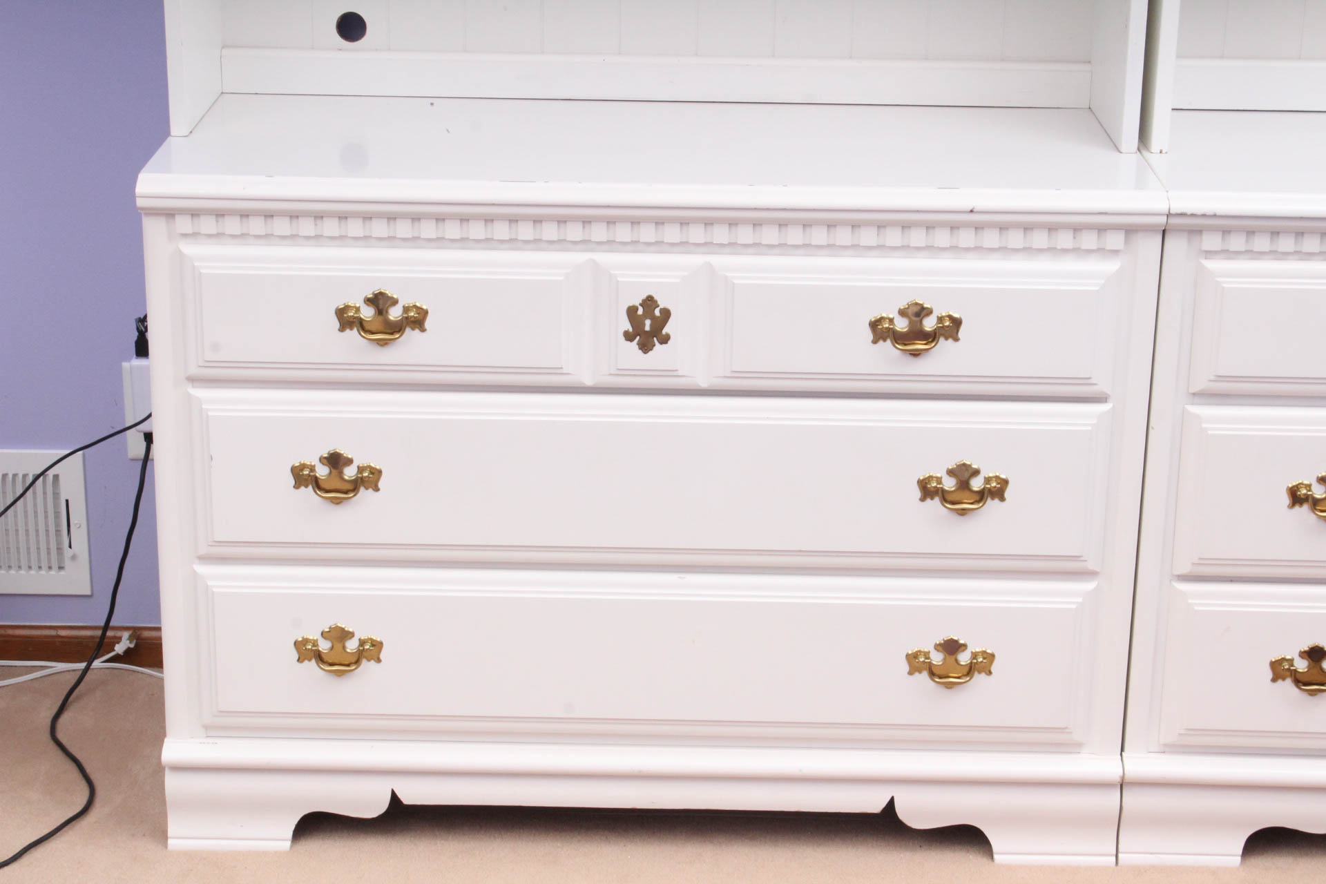 White Dresser with Hutch Top