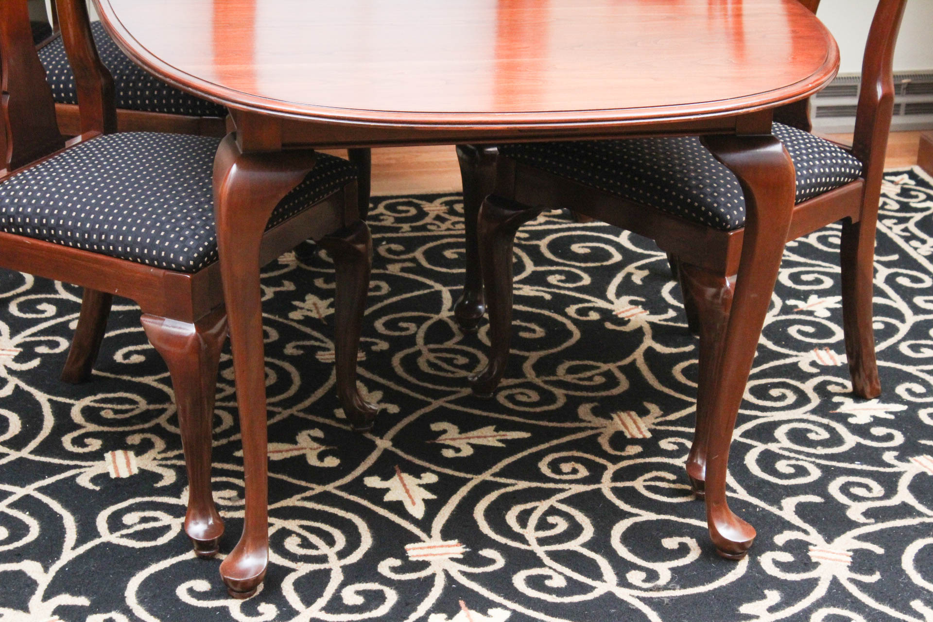 Queen Anne Style Cherry Dining Set by Knob Creek