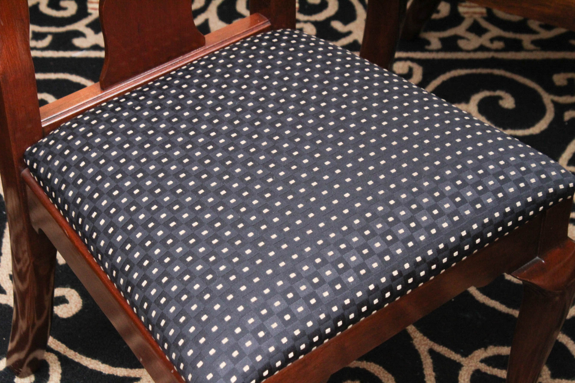 Queen Anne Style Cherry Dining Set by Knob Creek