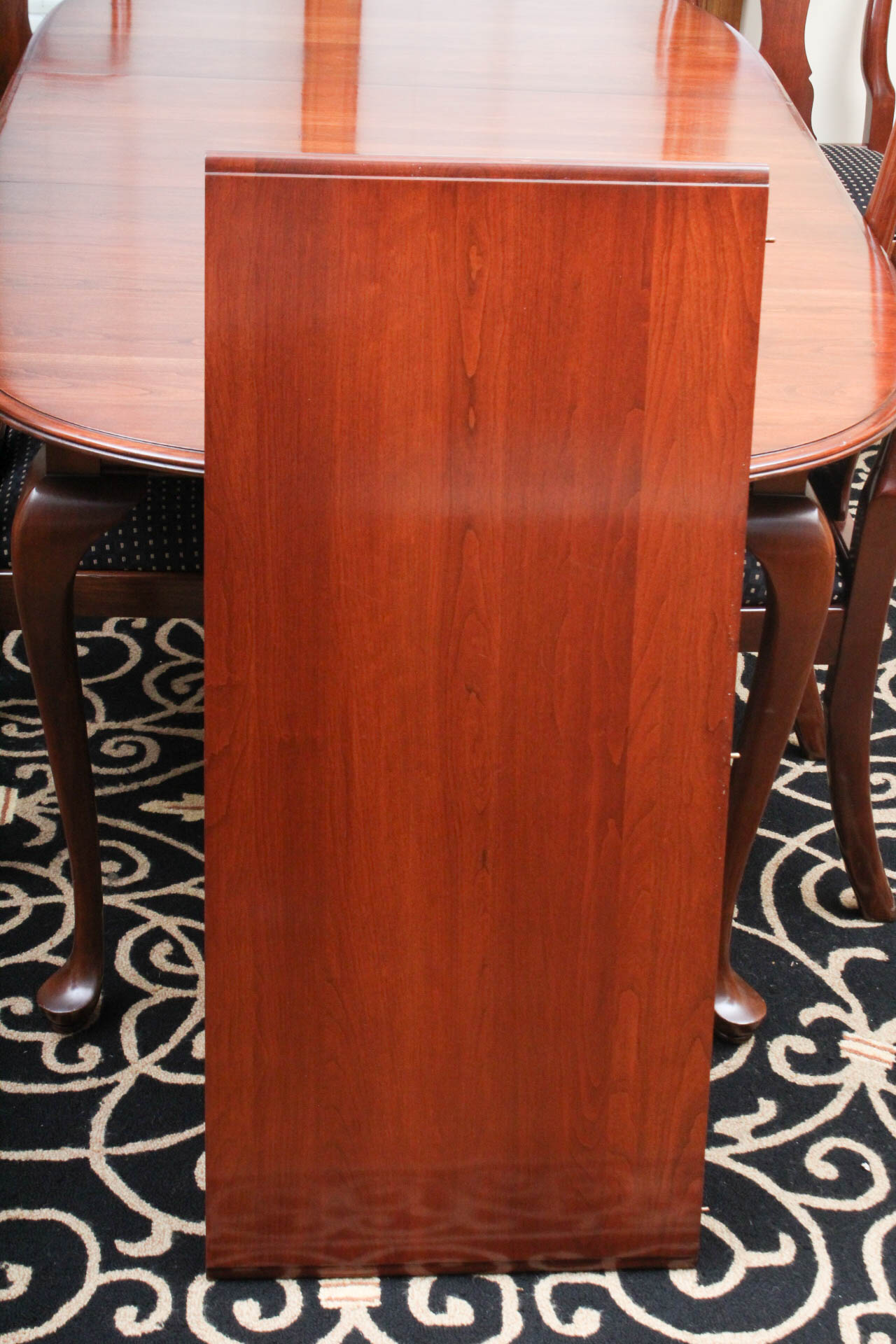 Queen Anne Style Cherry Dining Set by Knob Creek