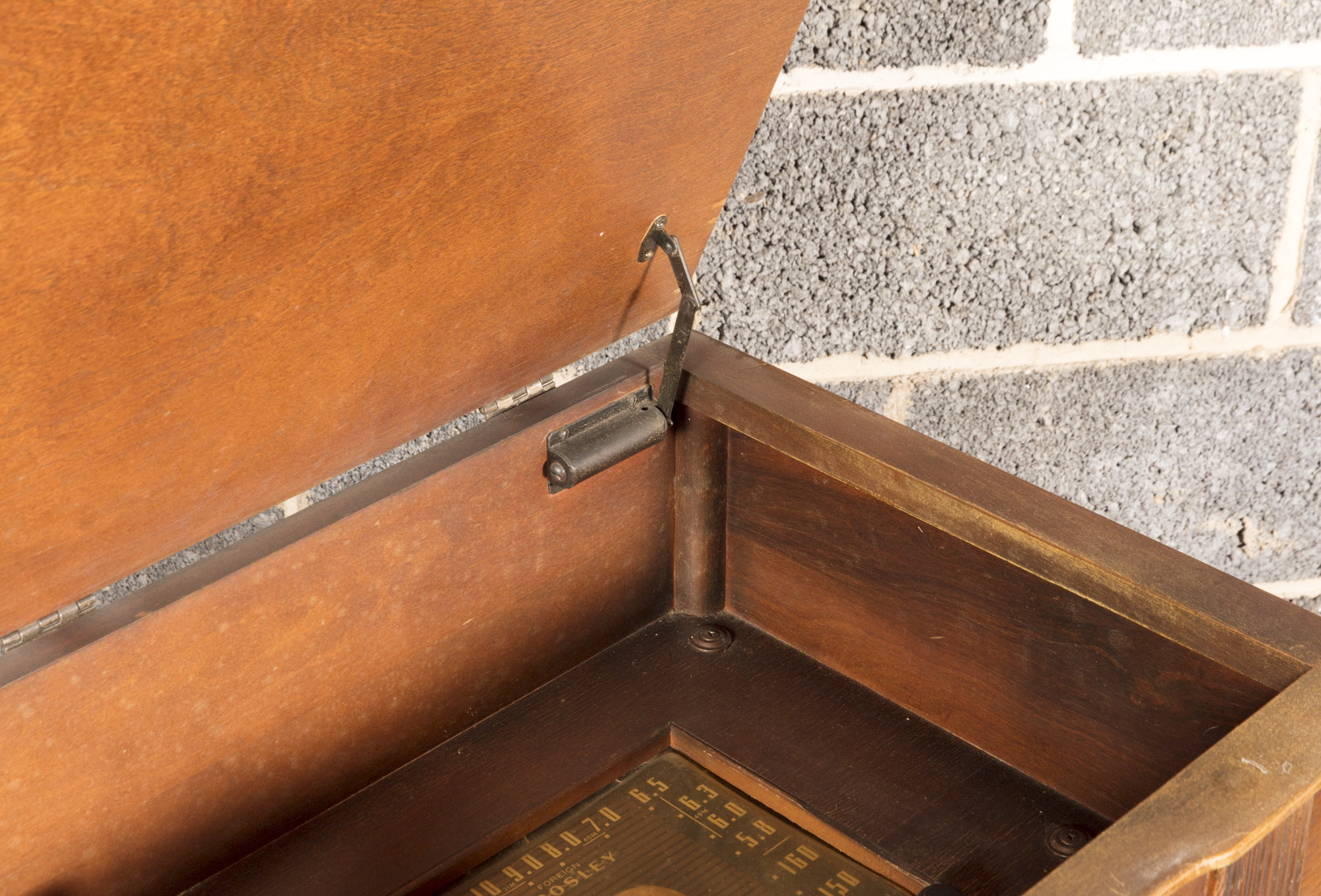 Crosley Radio with Turntable in Wooden Cabinet