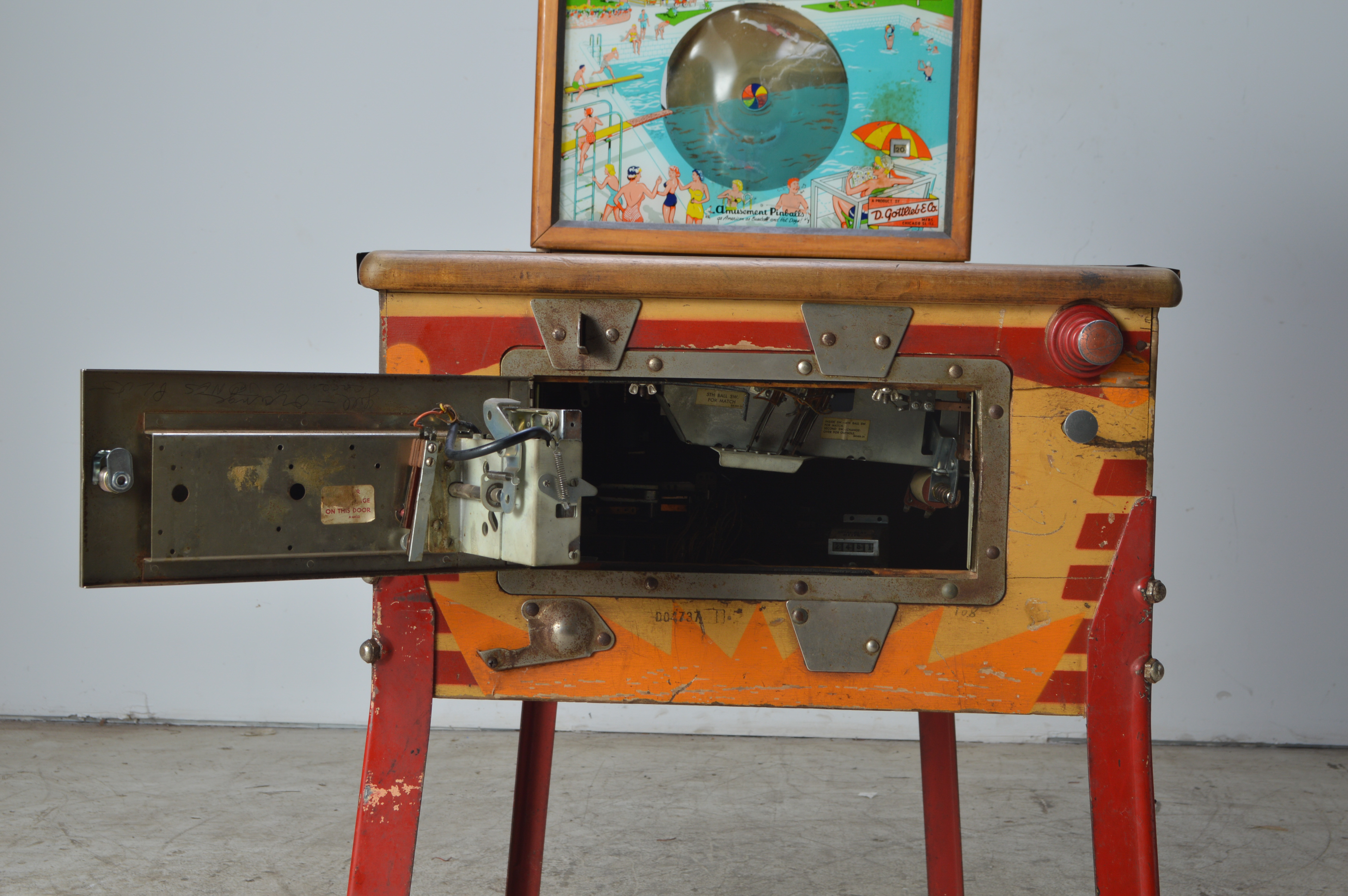 Vintage 1959 Gottlieb "Hi-Diver" Pinball Machine