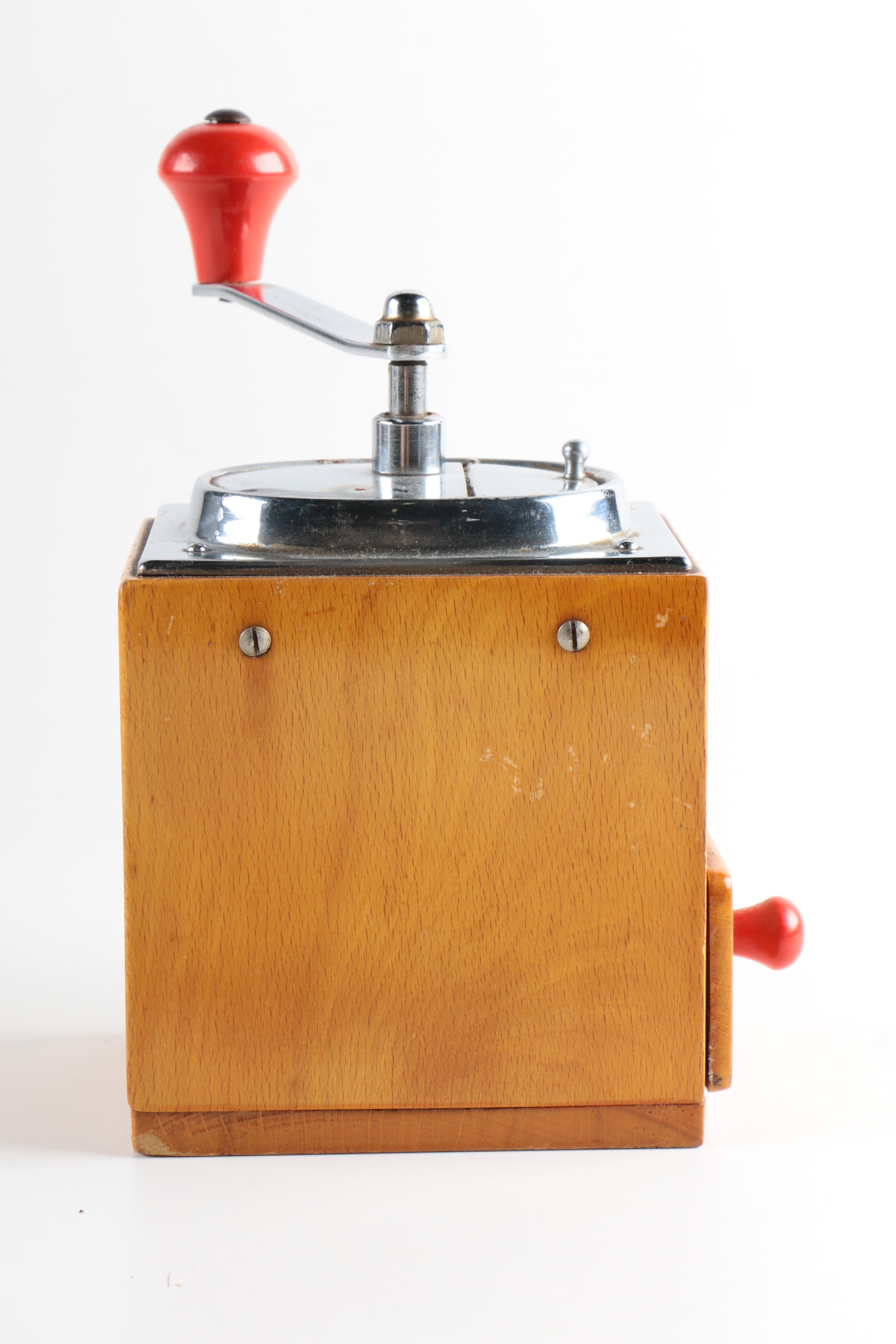 Vintage Art Deco Style Kym Mokka Coffee Grinder