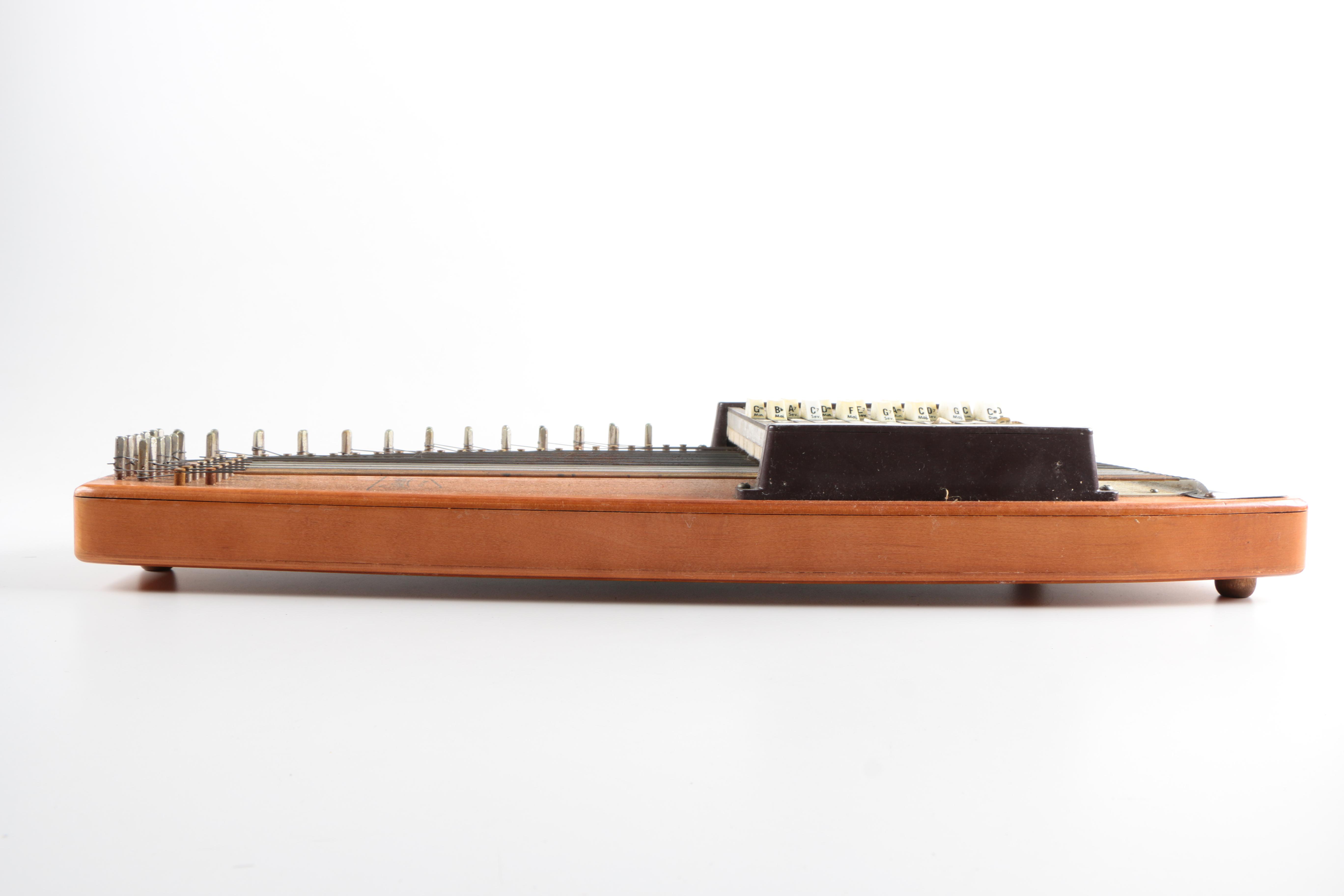 Oscar Schmidt Autoharp and Case