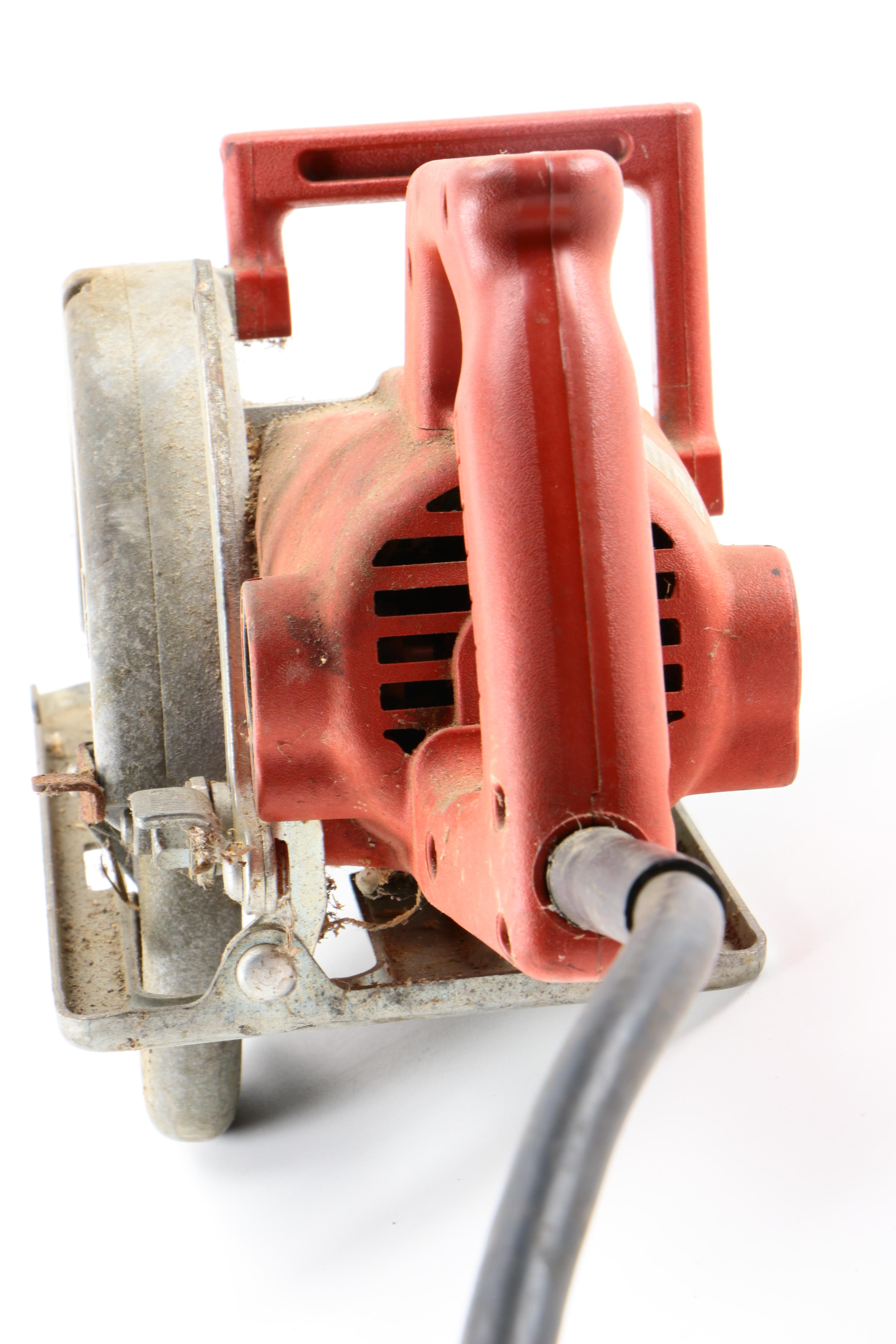 MIlwaukee Circular Saw