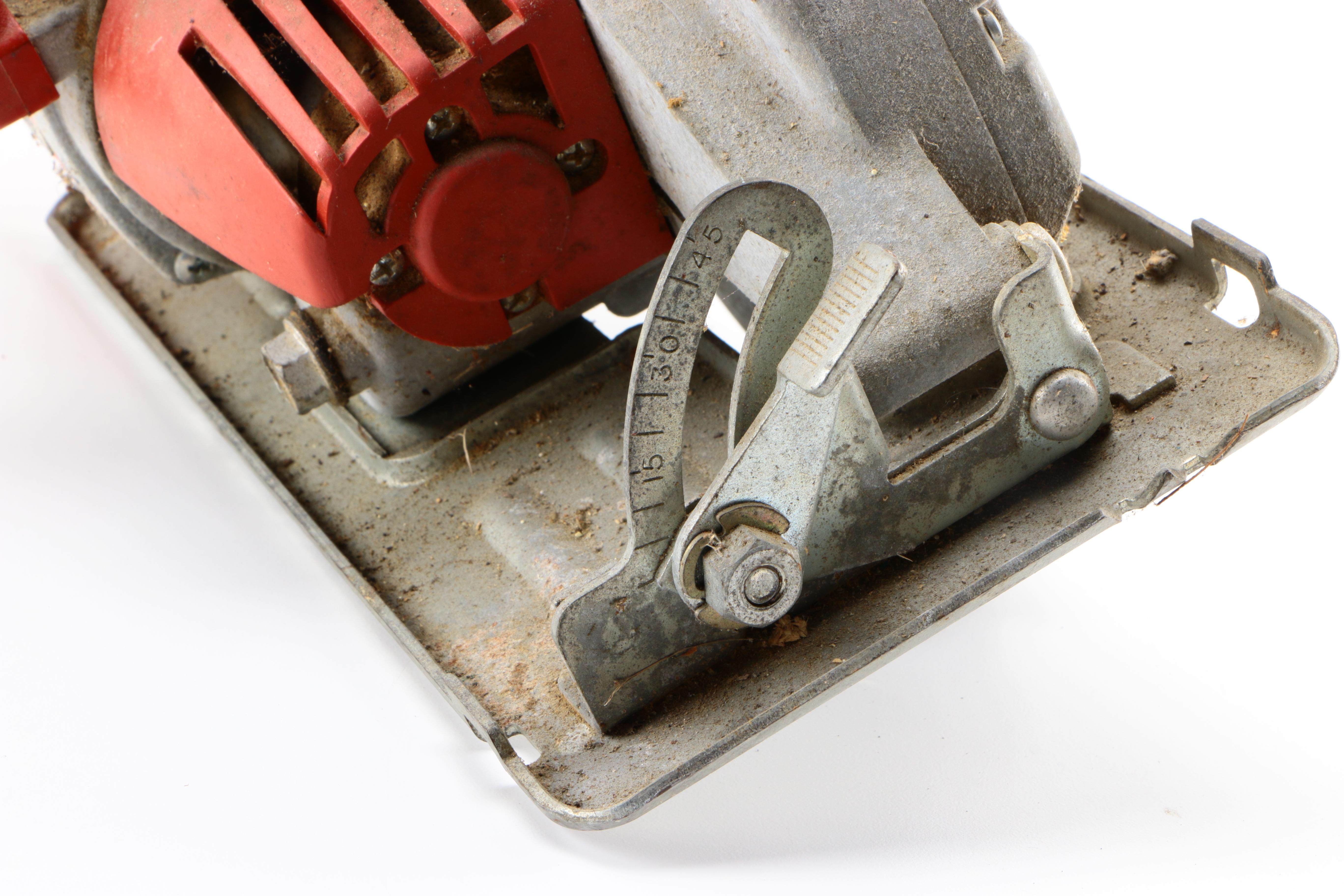 MIlwaukee Circular Saw