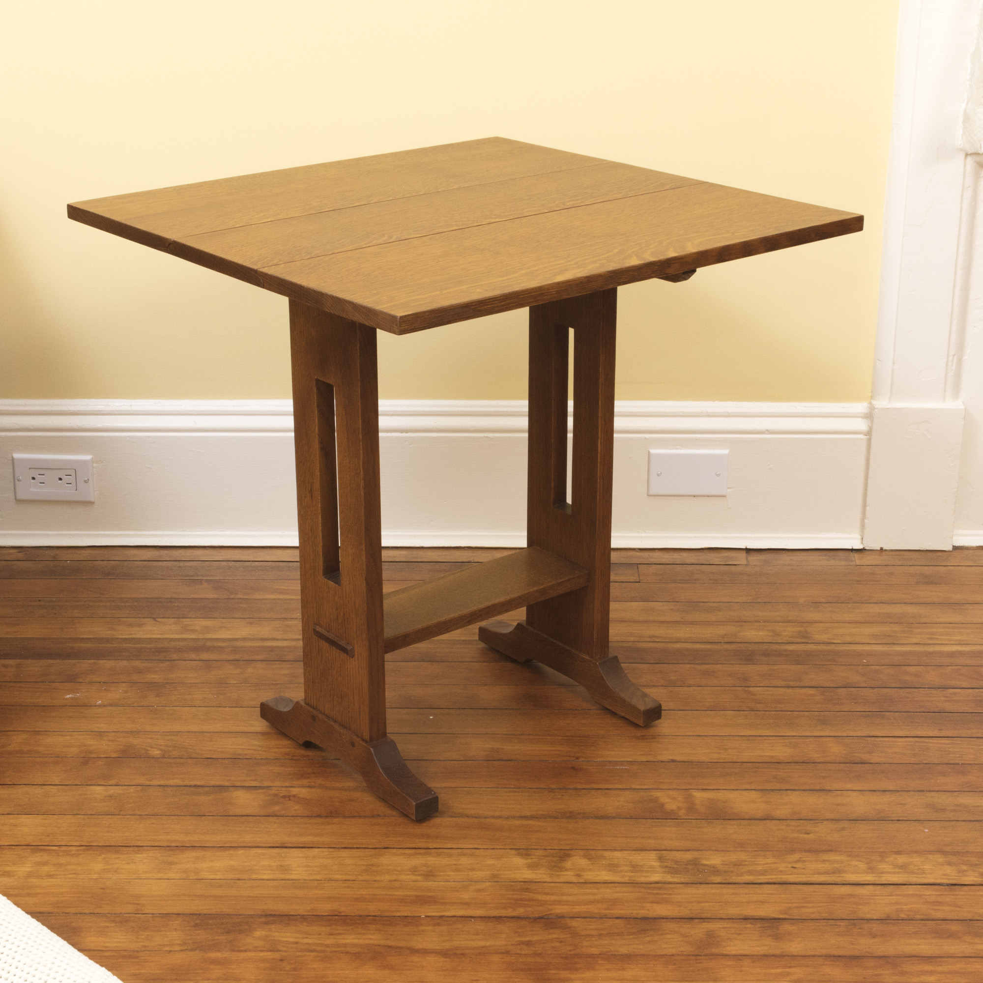 Stickley Drop-leaf Side Table