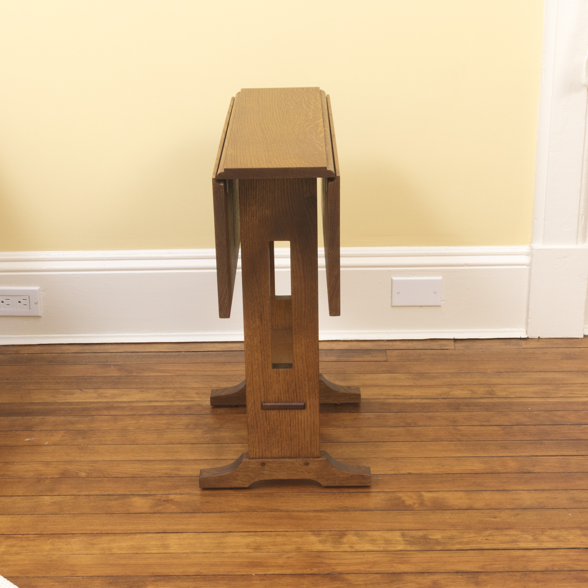 Stickley Drop-leaf Side Table