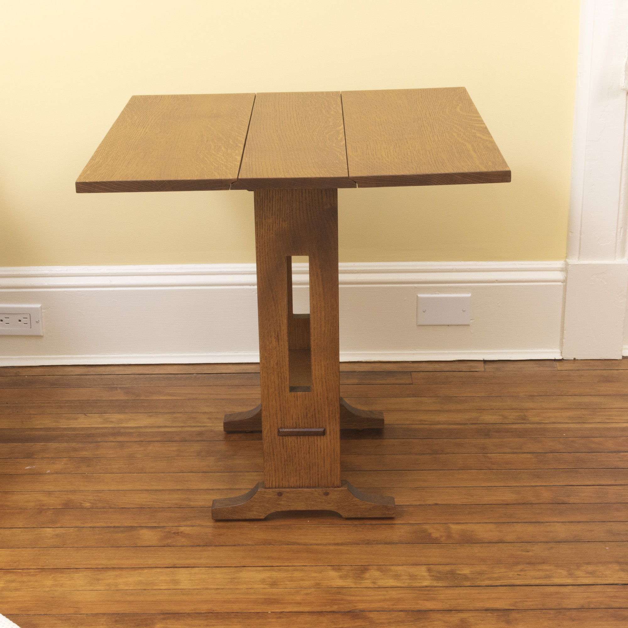 Stickley Drop-leaf Side Table