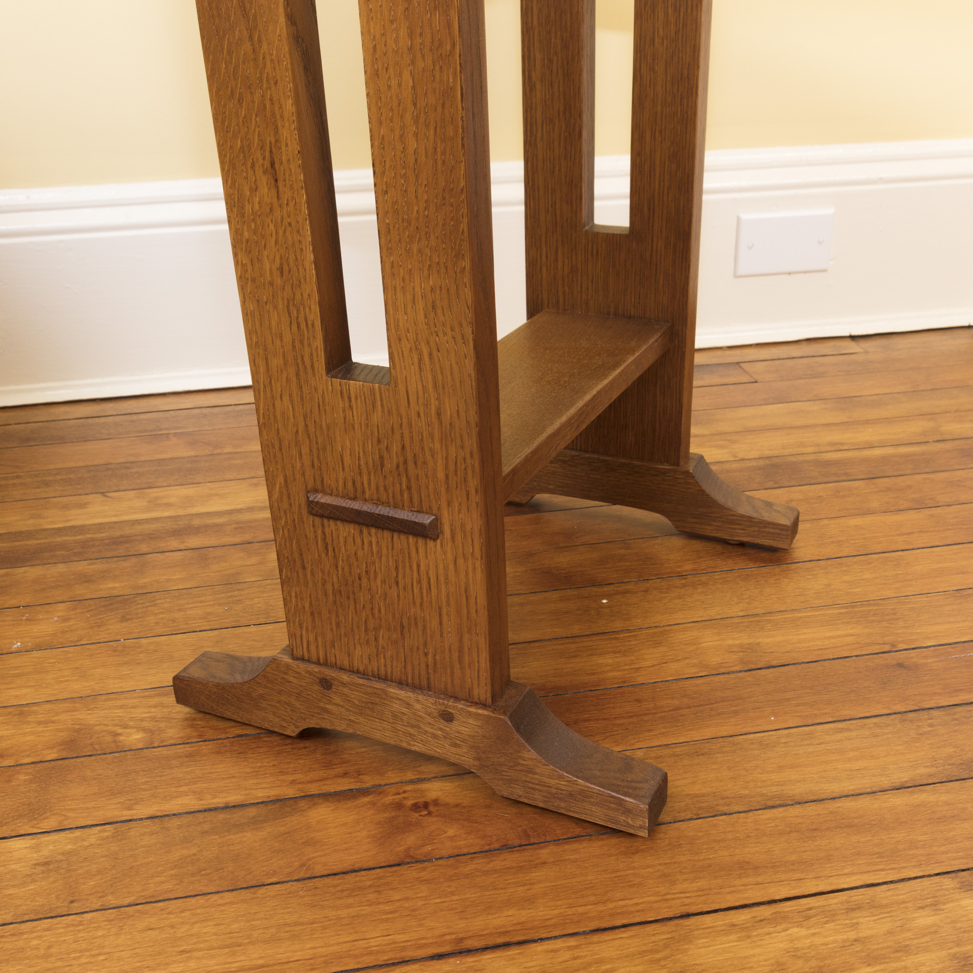 Stickley Drop-leaf Side Table