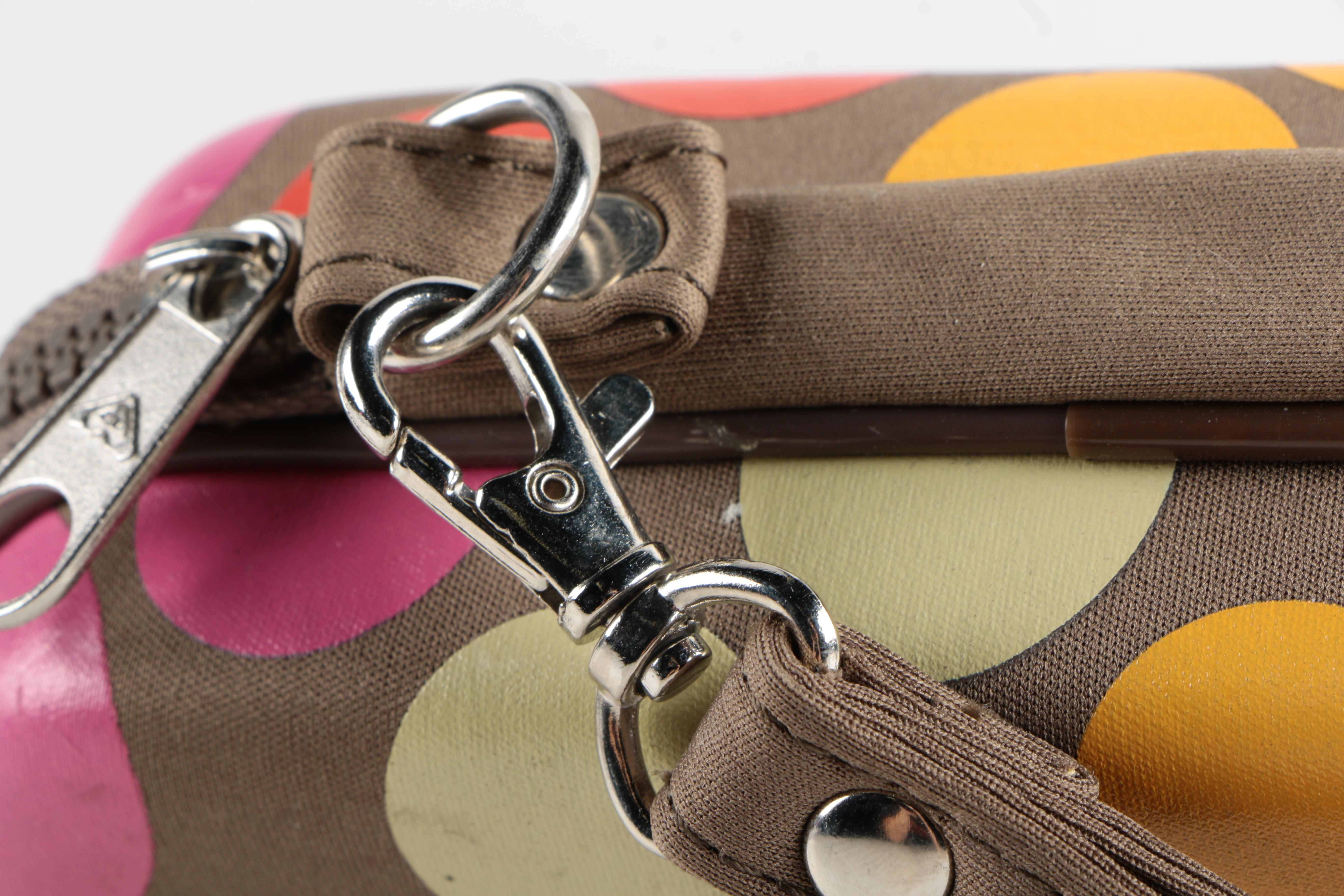 Bose and Roxy Sound iPod Docks, iPods and Other Accessories