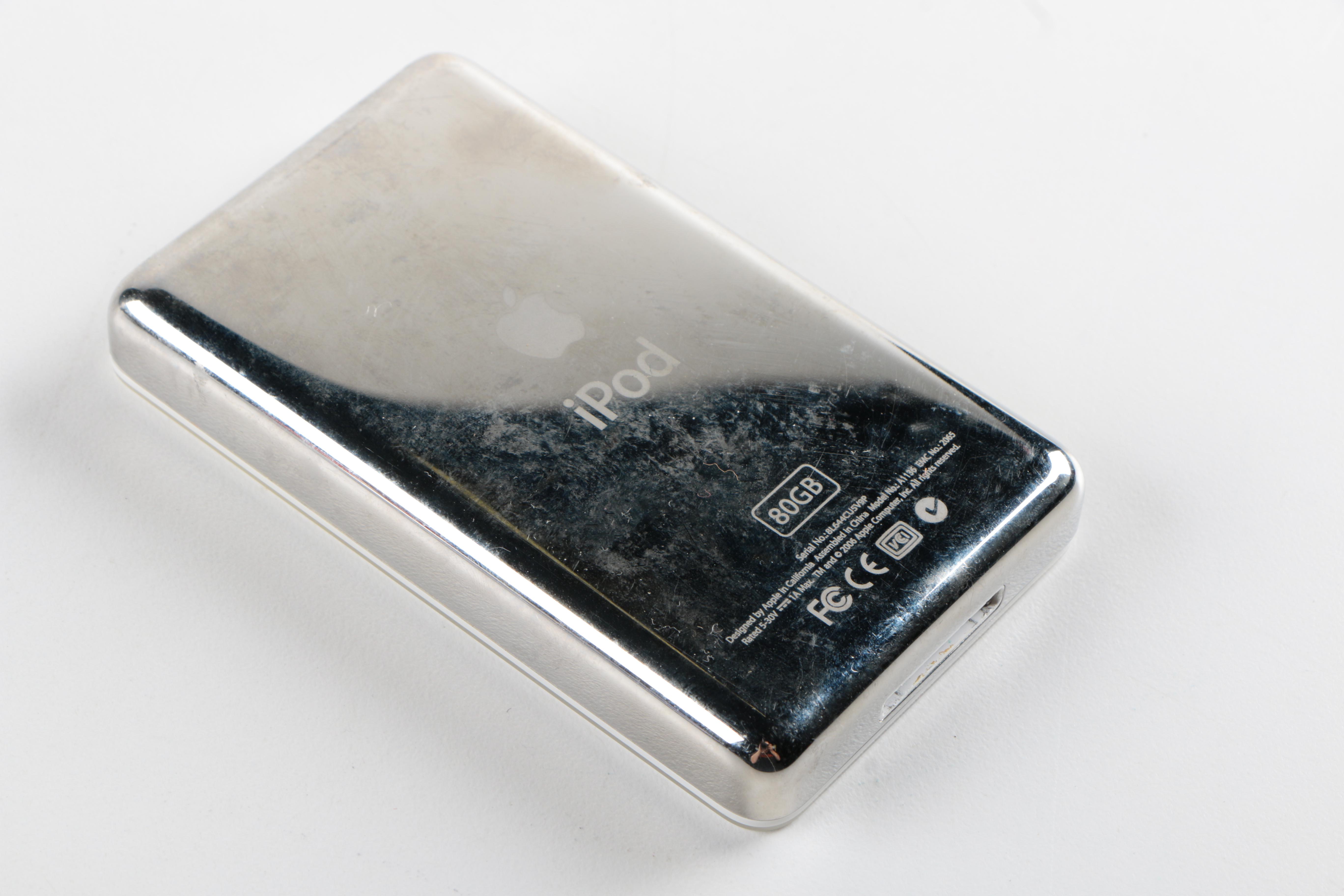 Bose and Roxy Sound iPod Docks, iPods and Other Accessories