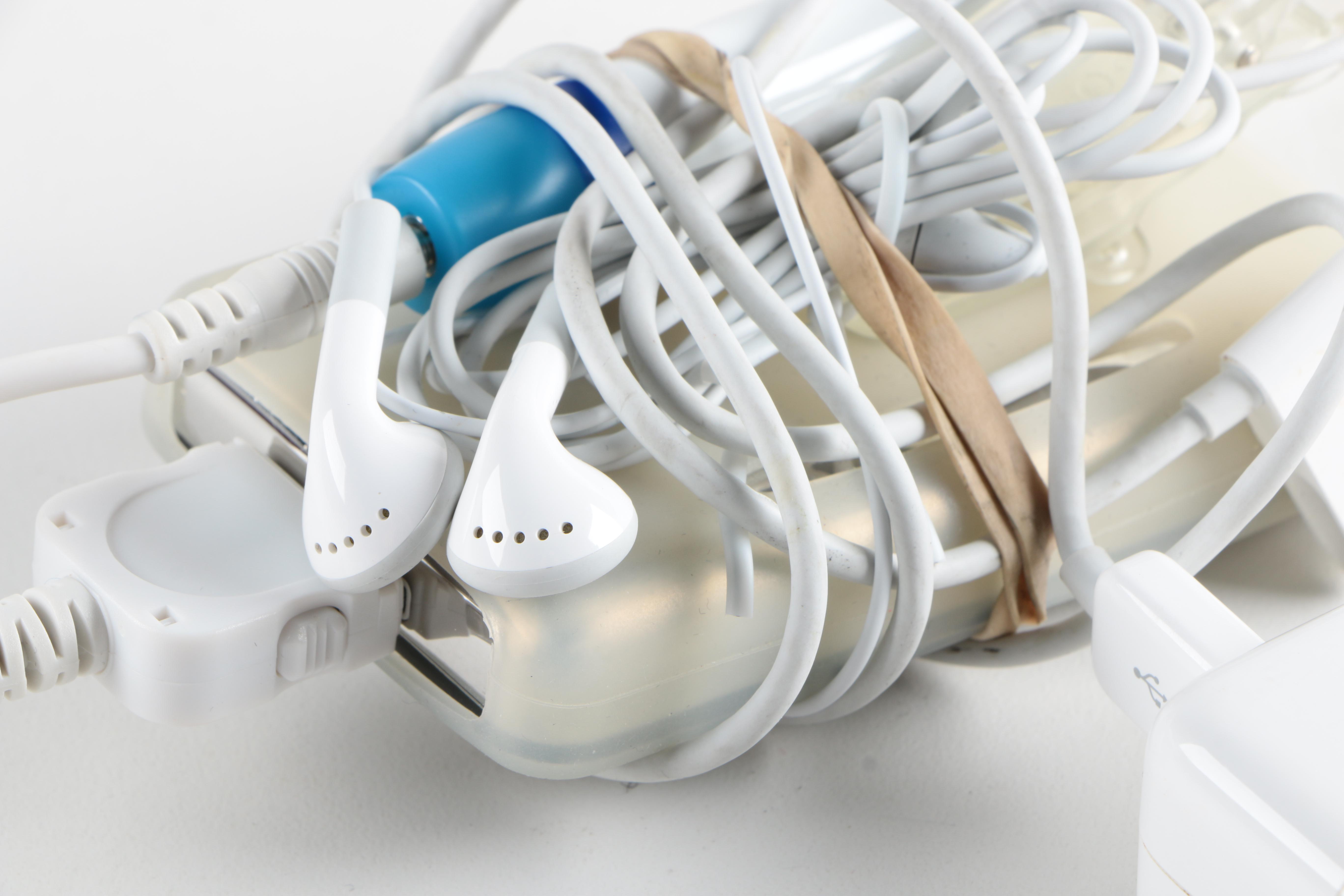 Bose and Roxy Sound iPod Docks, iPods and Other Accessories