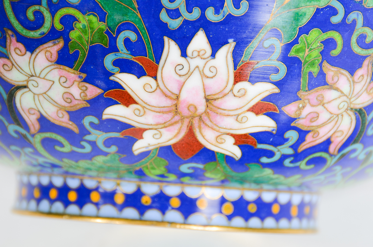 Chinese Cloisonné Bowl with Lid