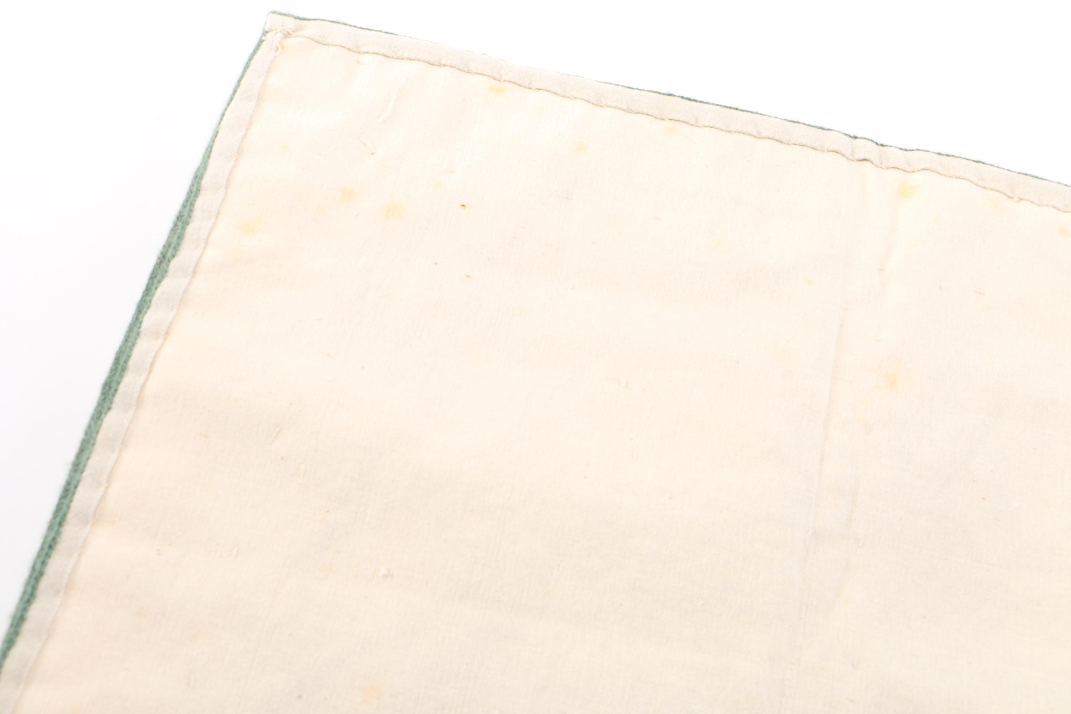 Tufted Chain Stitched Indian Wool Accent Rug