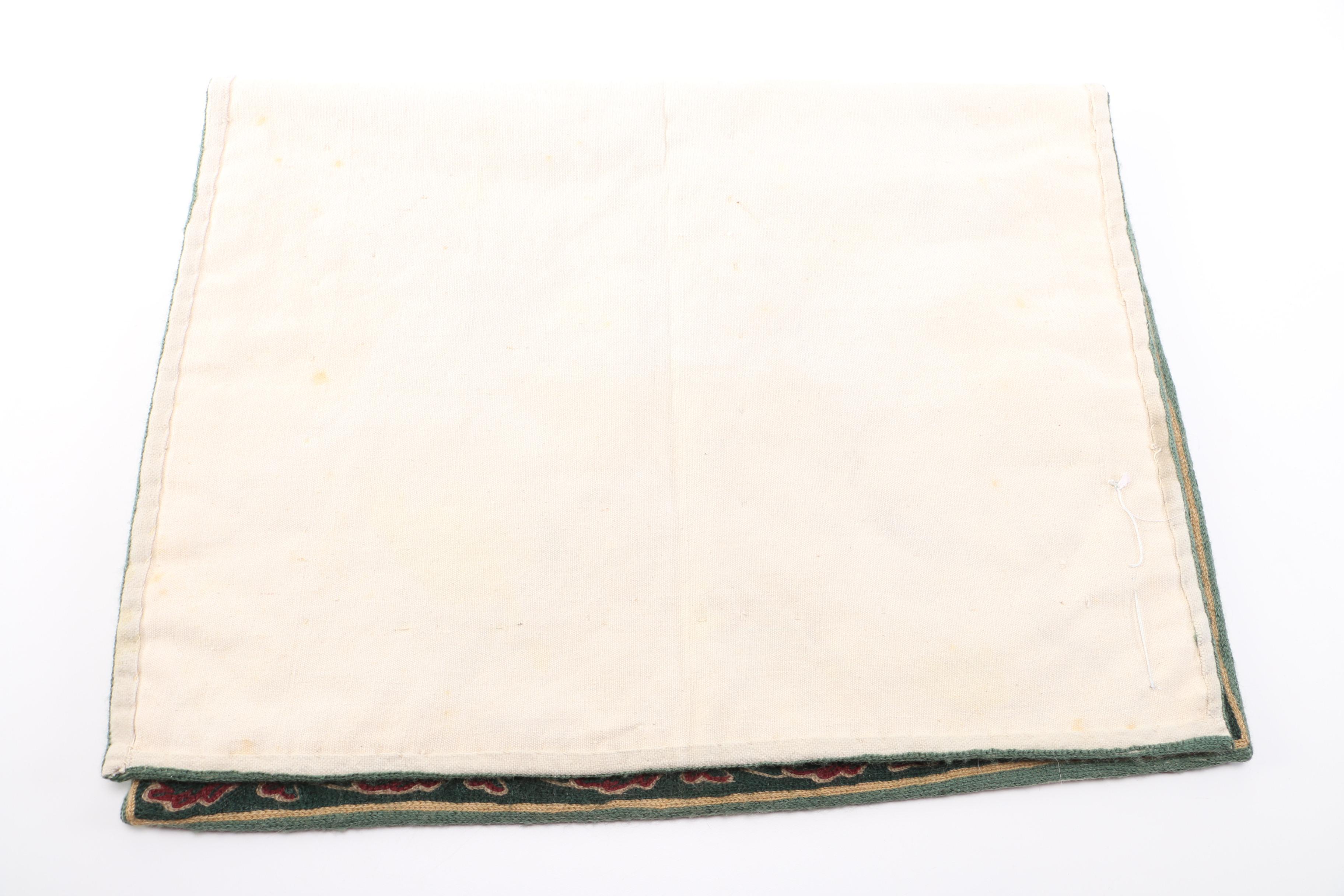 Tufted Chain Stitched Indian Wool Accent Rug