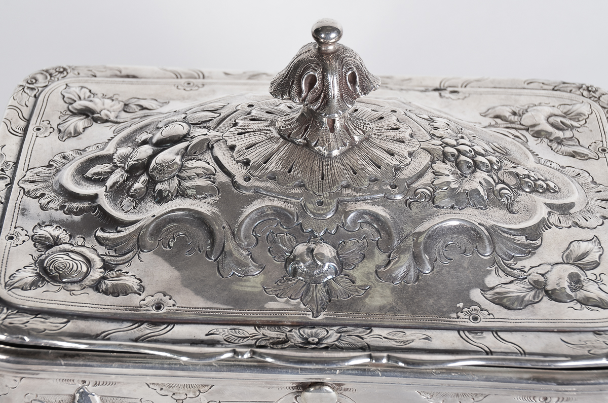 Antique English Silver Plate Repousse Trinket Box