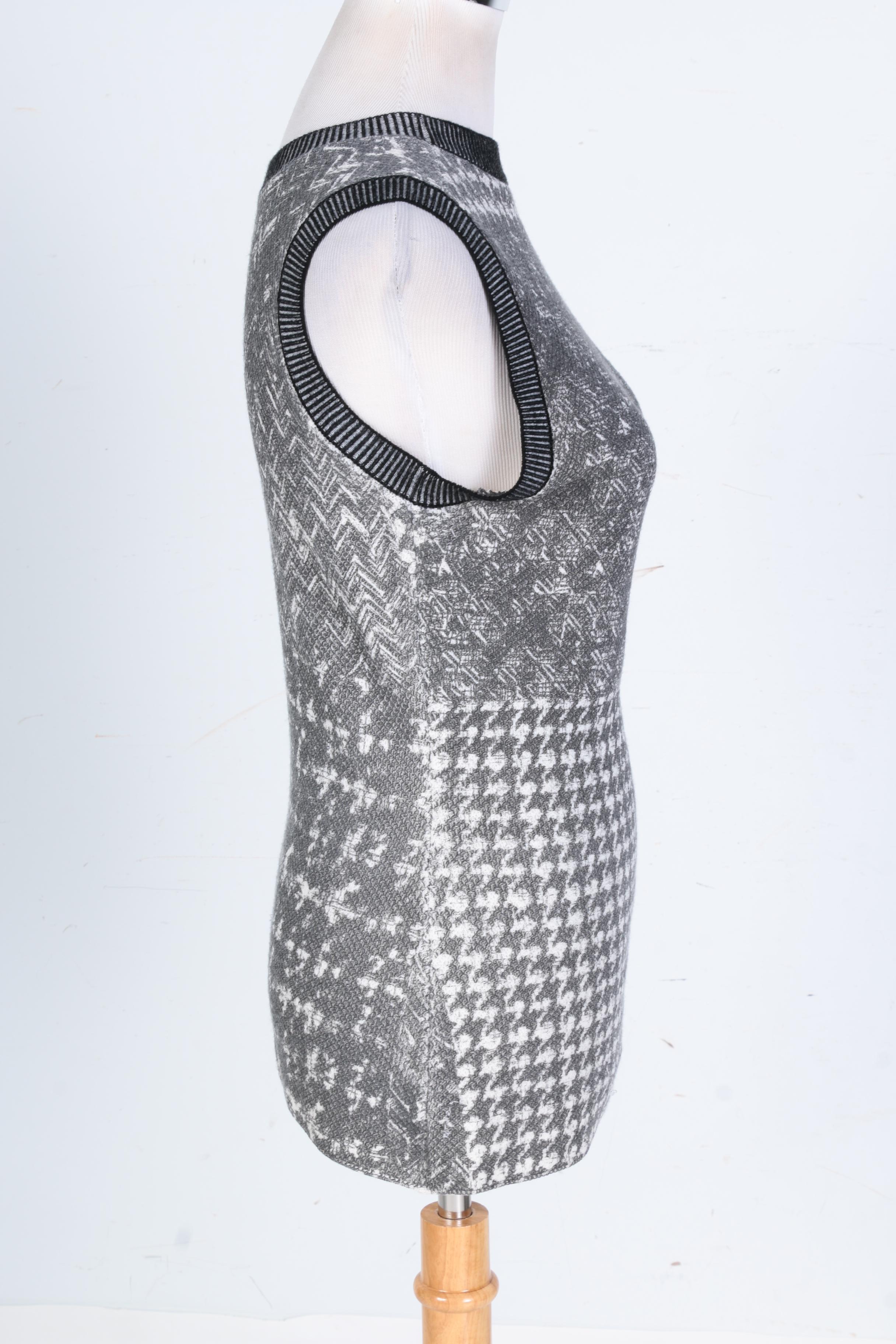 Oscar de la Renta Shell and Cardigan