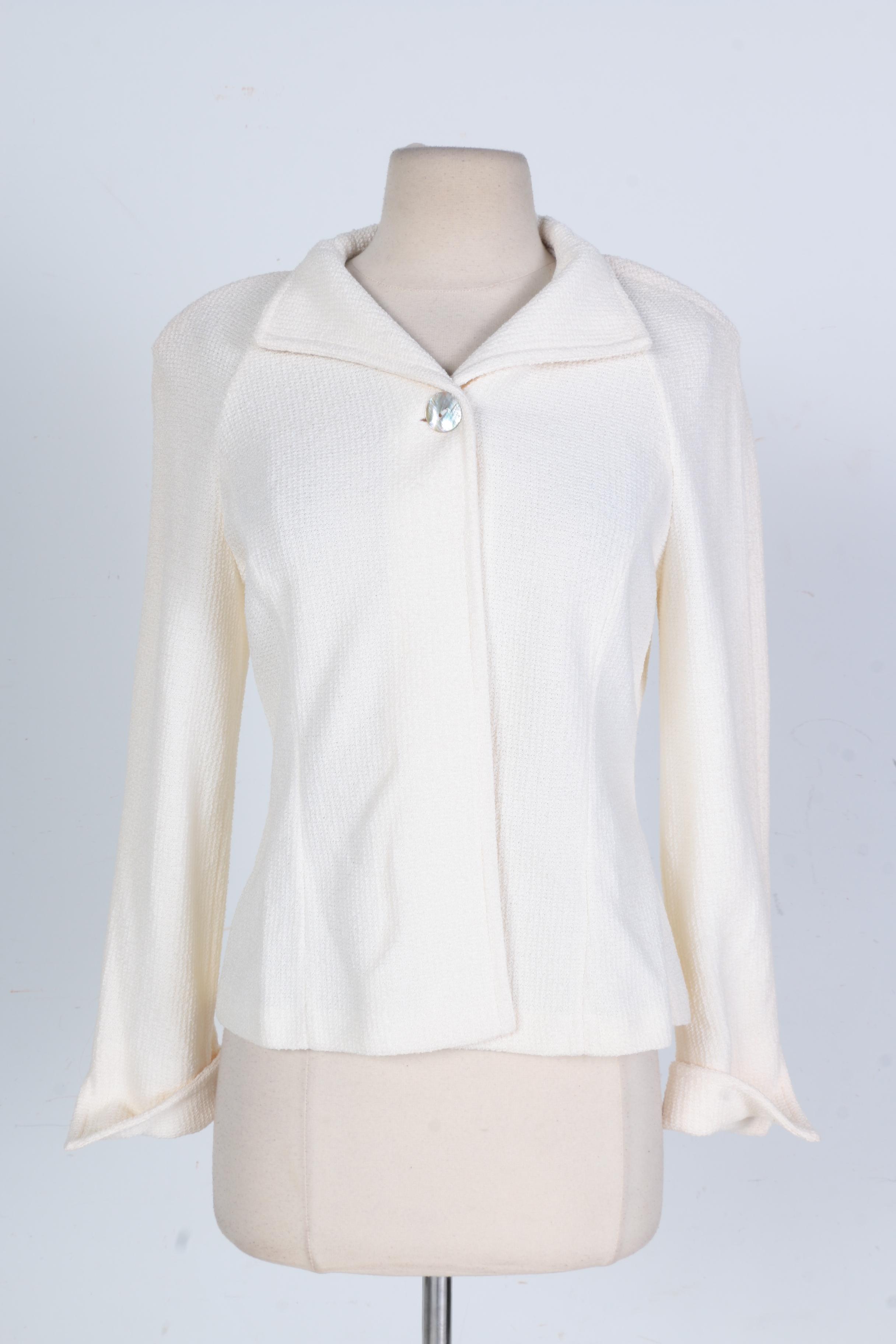 St. John Knitwear Including Collection