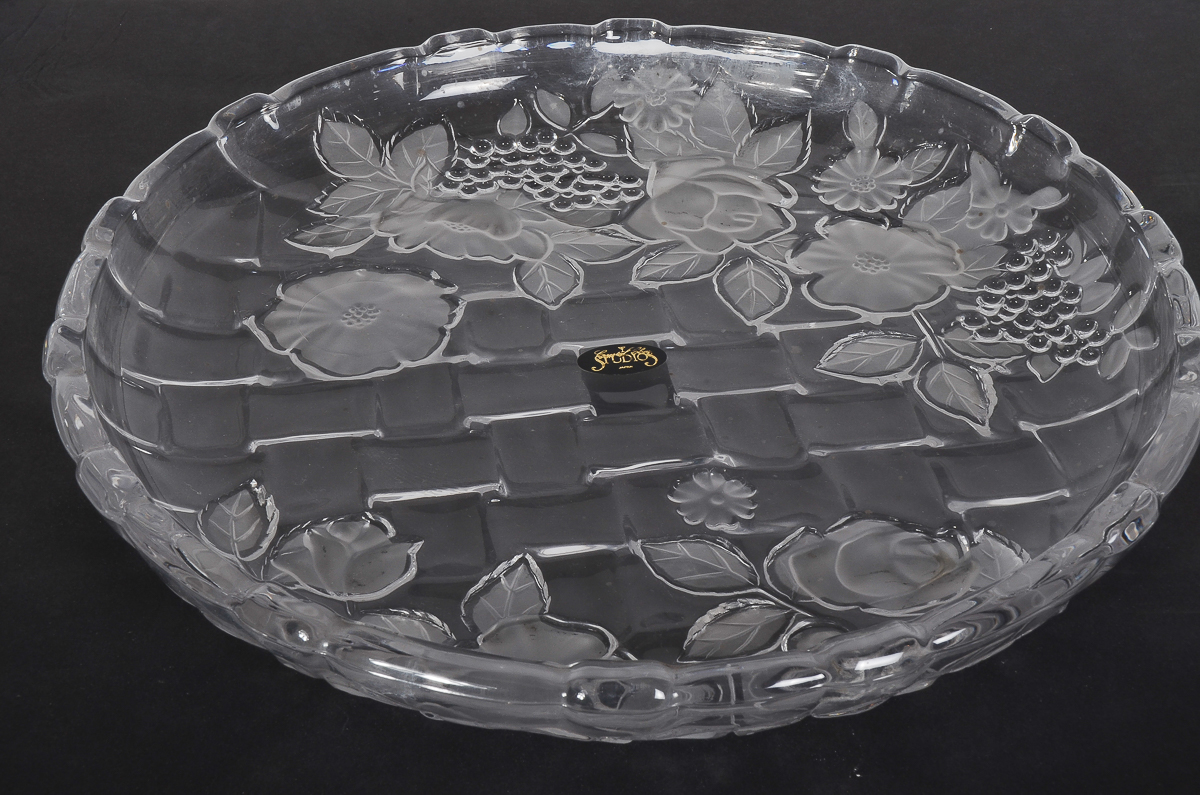 Vintage Frosted Crystal Clear Studios Bowl