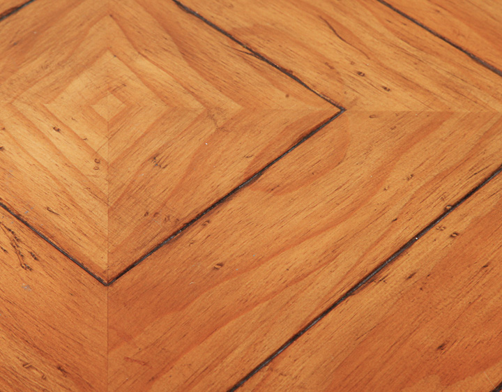 Scrolled Leg Coffee Table