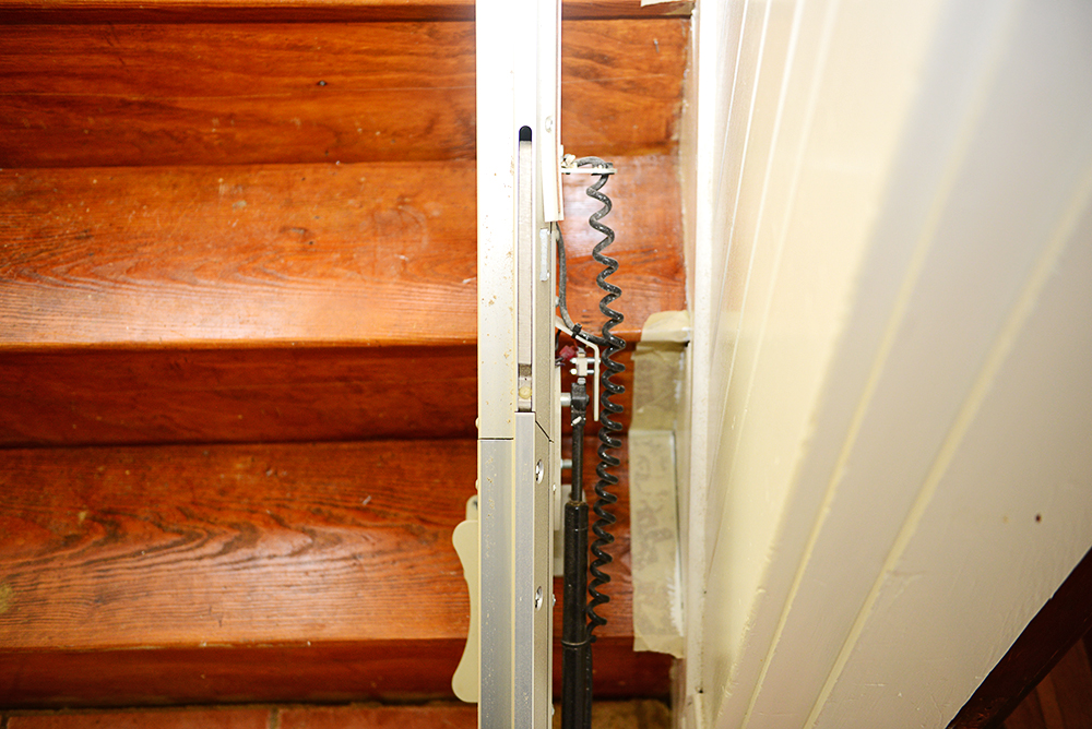 Bruno SRE-3000 Stairway Chair Lift