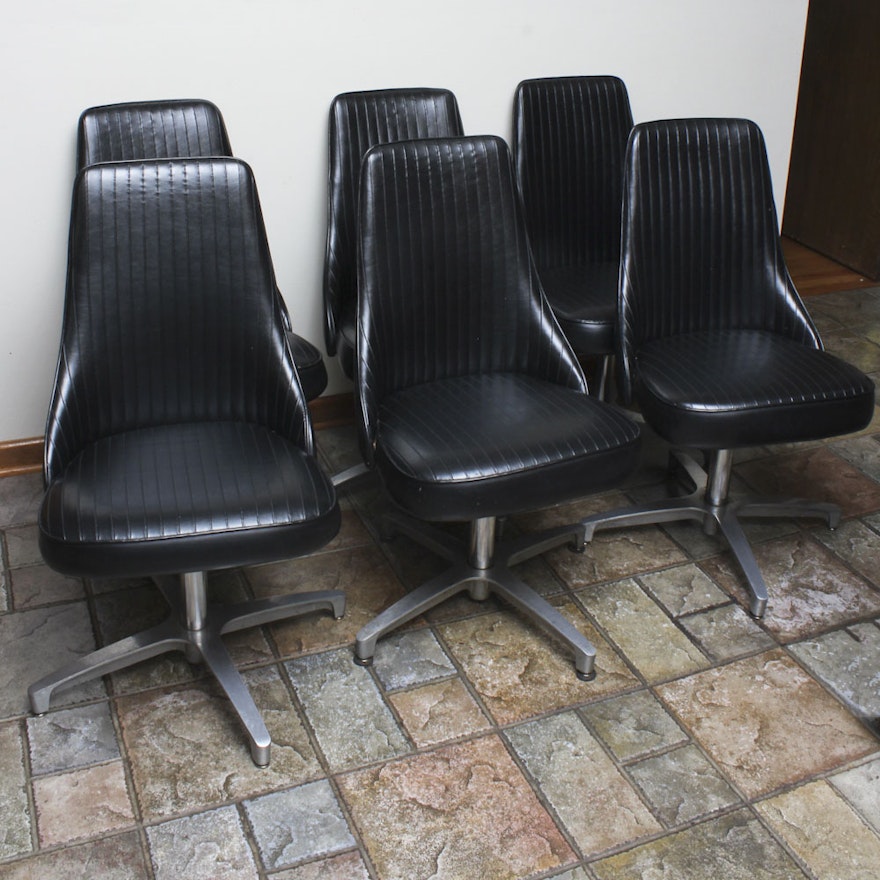 Set of Six Mid Century Modern Swivel Dining Chairs
