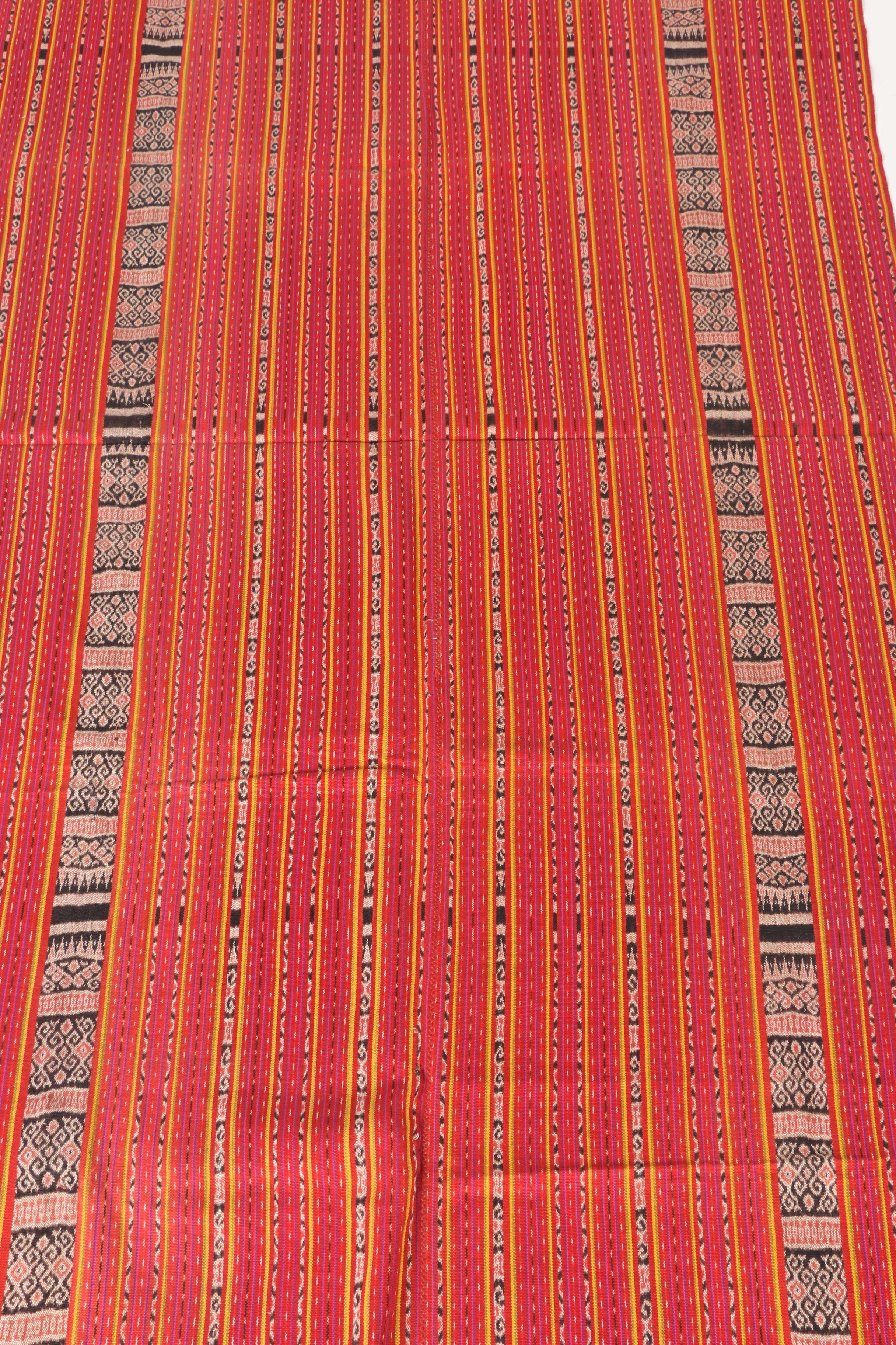 Fringed Pattern Scarf