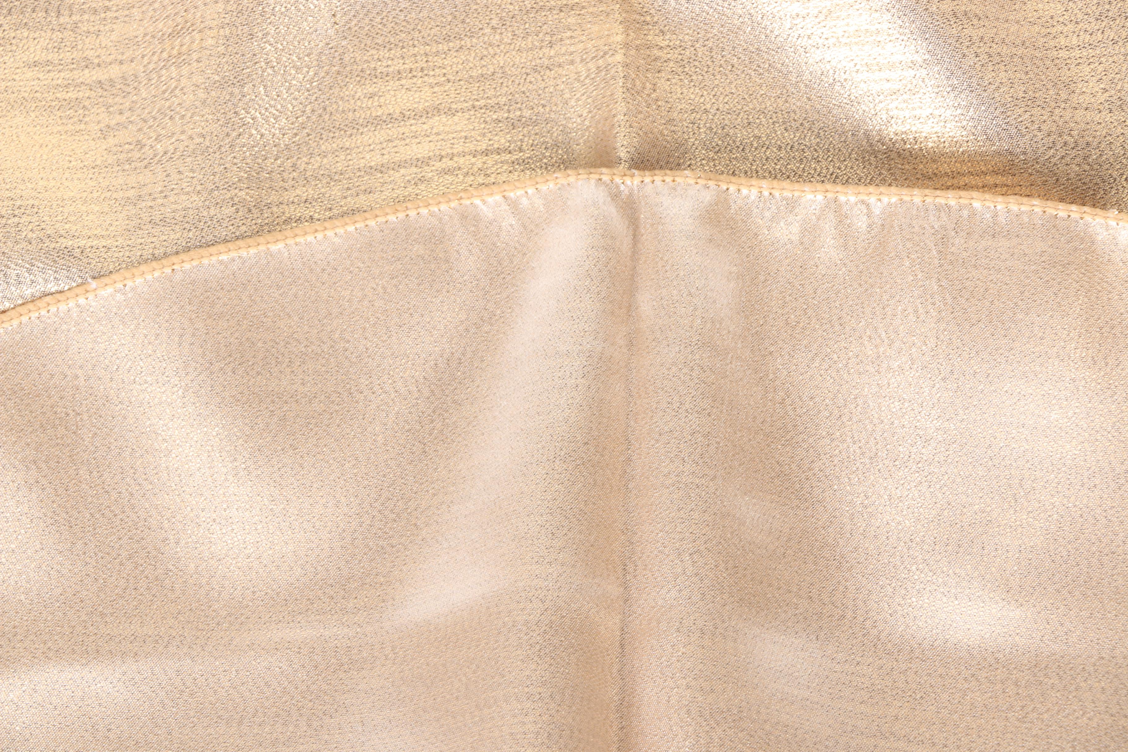 Tablecloths With Embroidered Piece