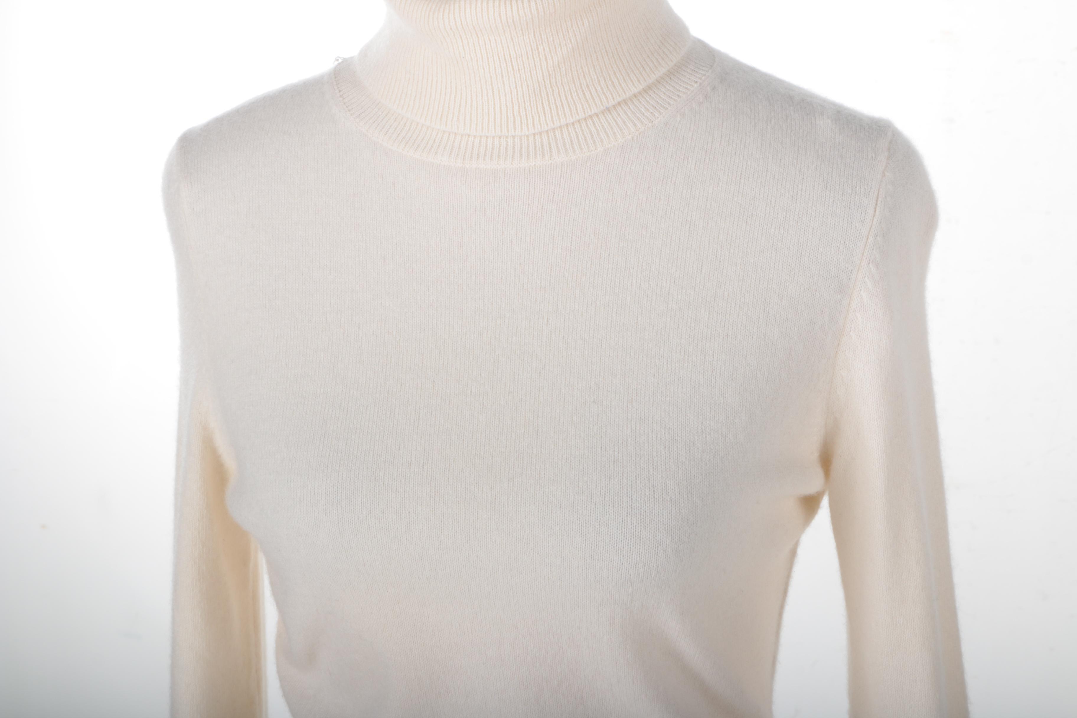 Saks Fifth Avenue Cashmere Turtle Neck Sweater