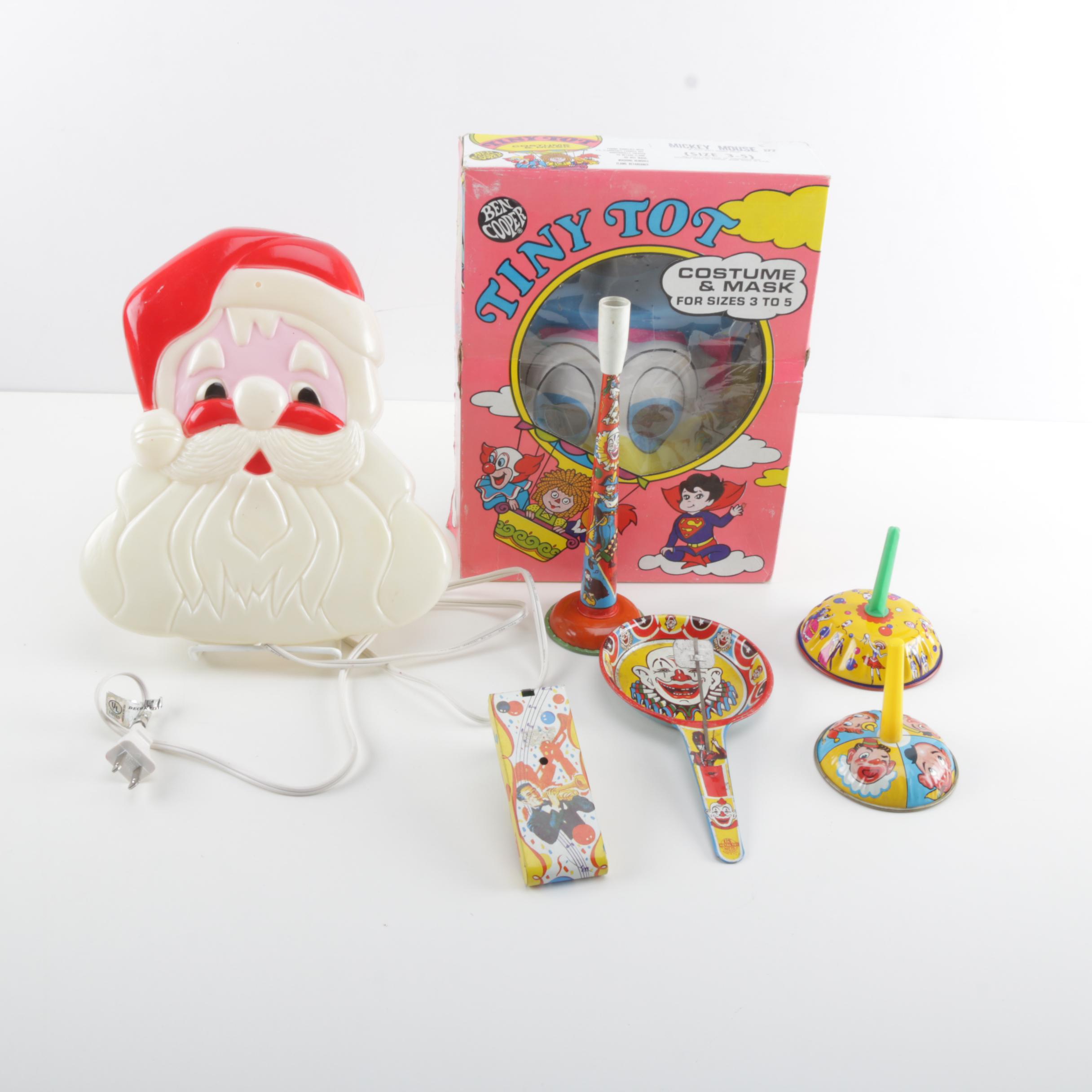 Santa Claus Light and Other Vintage Toys