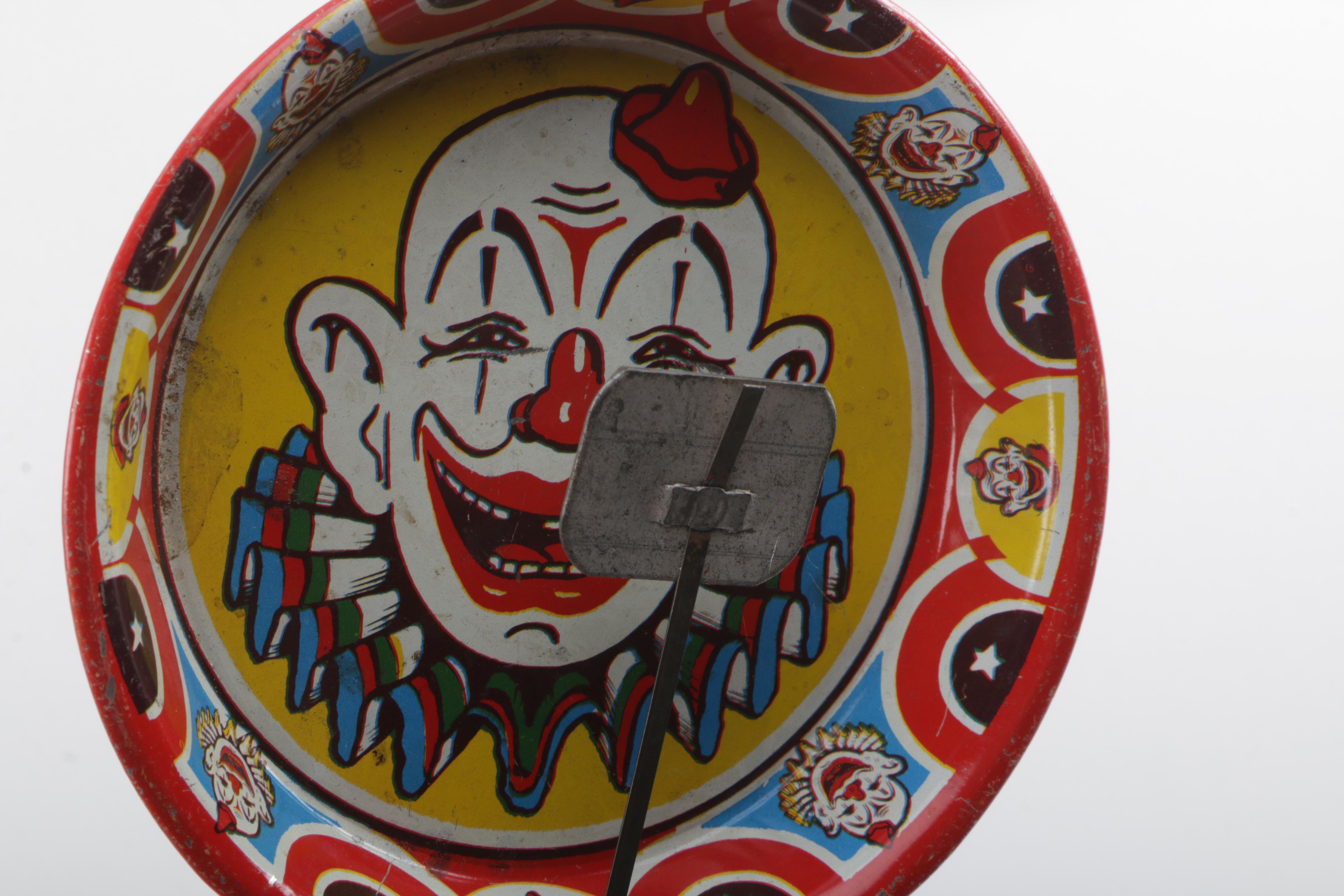 Santa Claus Light and Other Vintage Toys