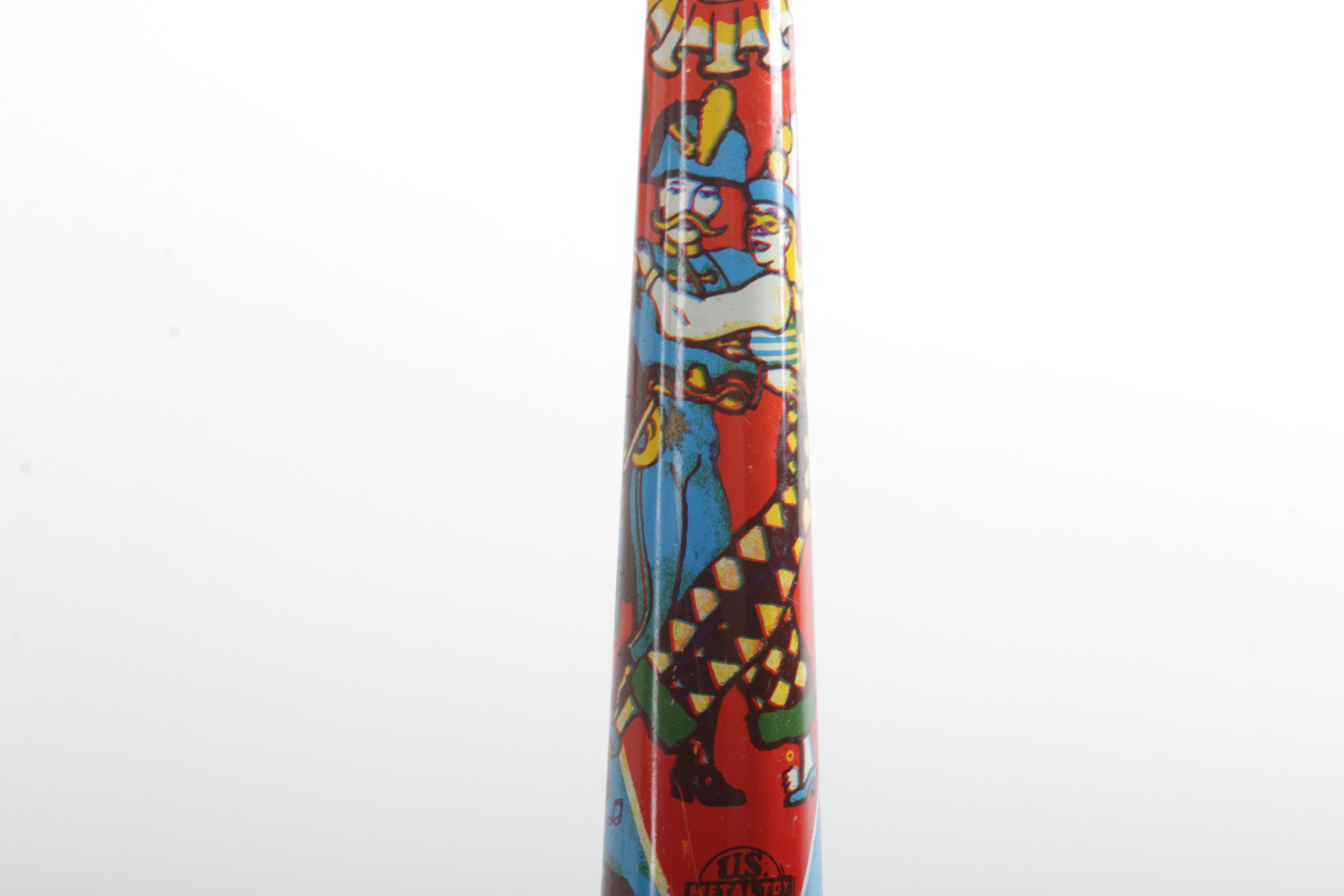 Santa Claus Light and Other Vintage Toys