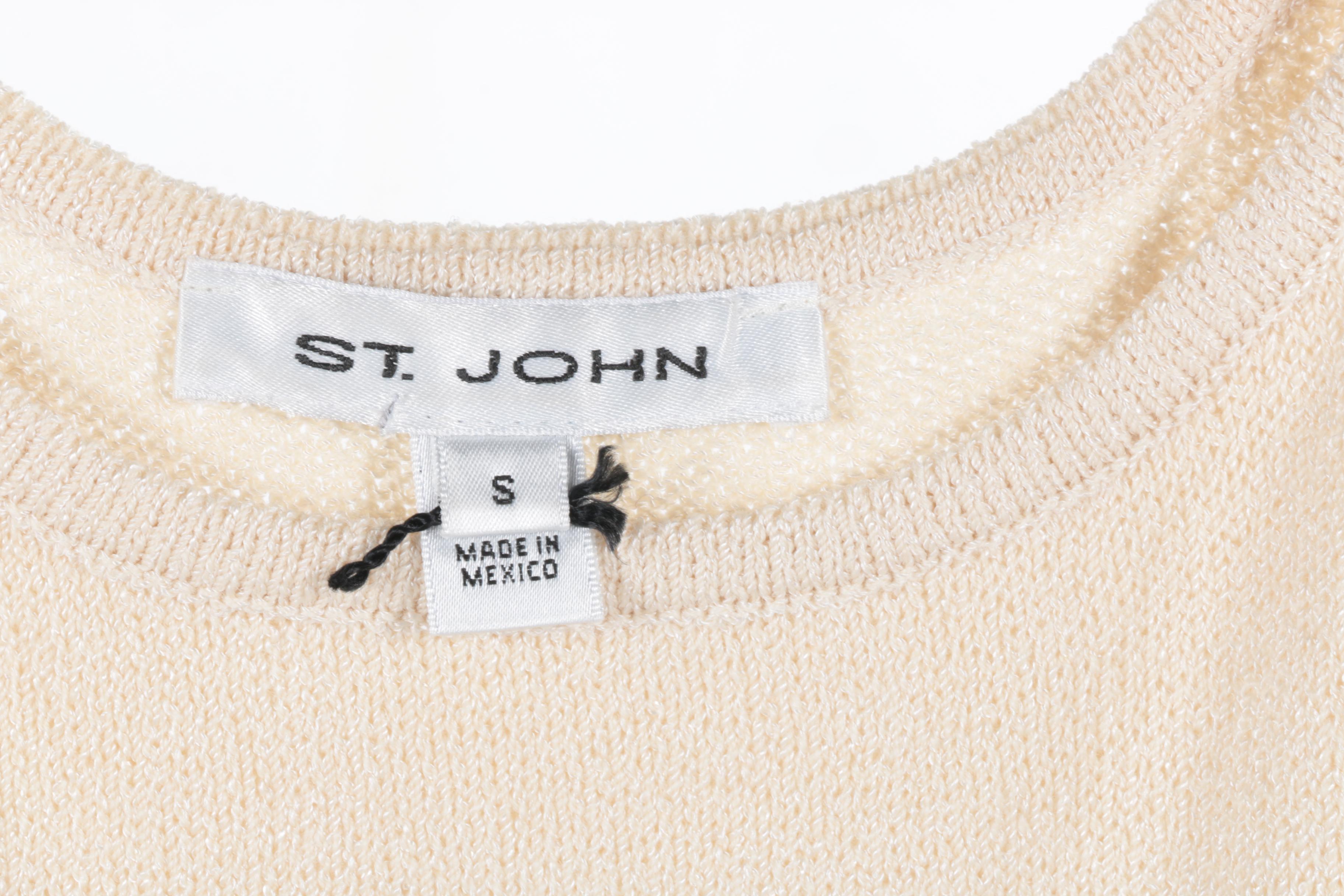 St. John Women's Sleeveless Tops