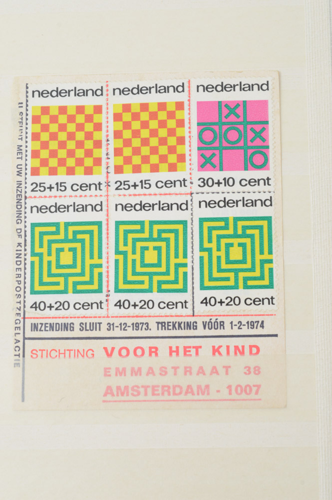 International Stamp Collection Featuring Kenmore World Set