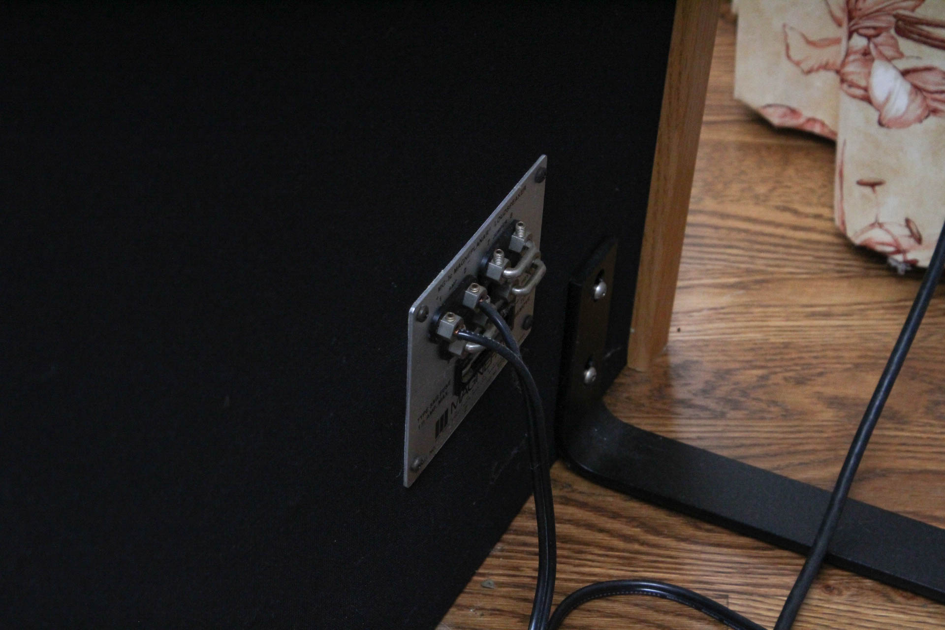 Magnepan Magneplanar MG-1c Speakers