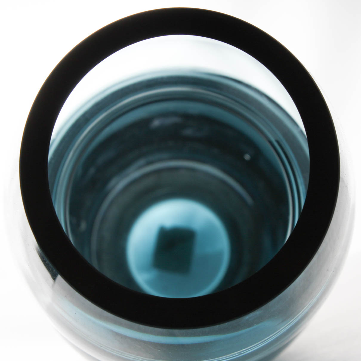 Marquis by Waterford Smoke Blue Art Glass Vase