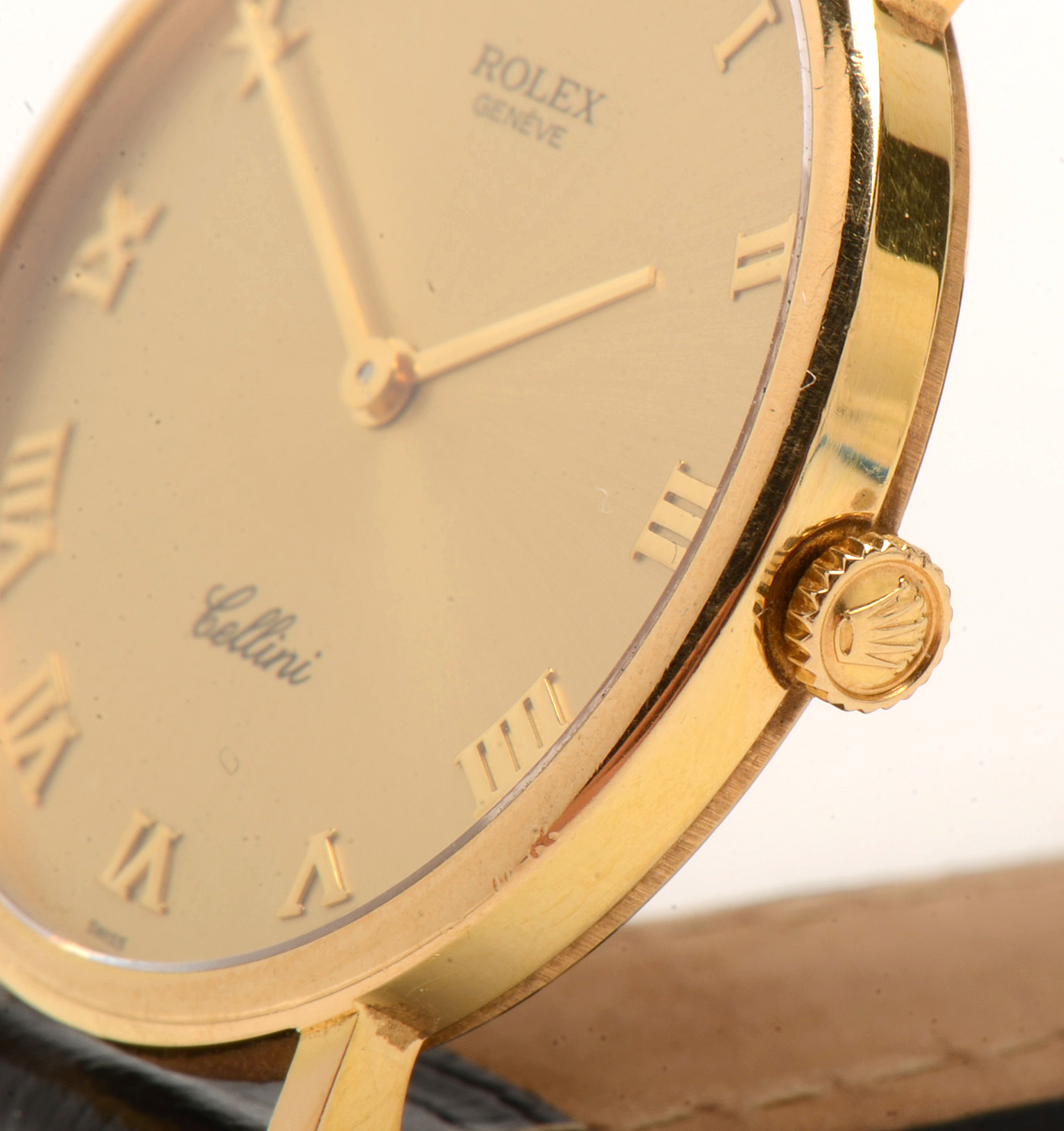 Rolex Cellini Classic 18K Gold Champagne Manual Wind Watch