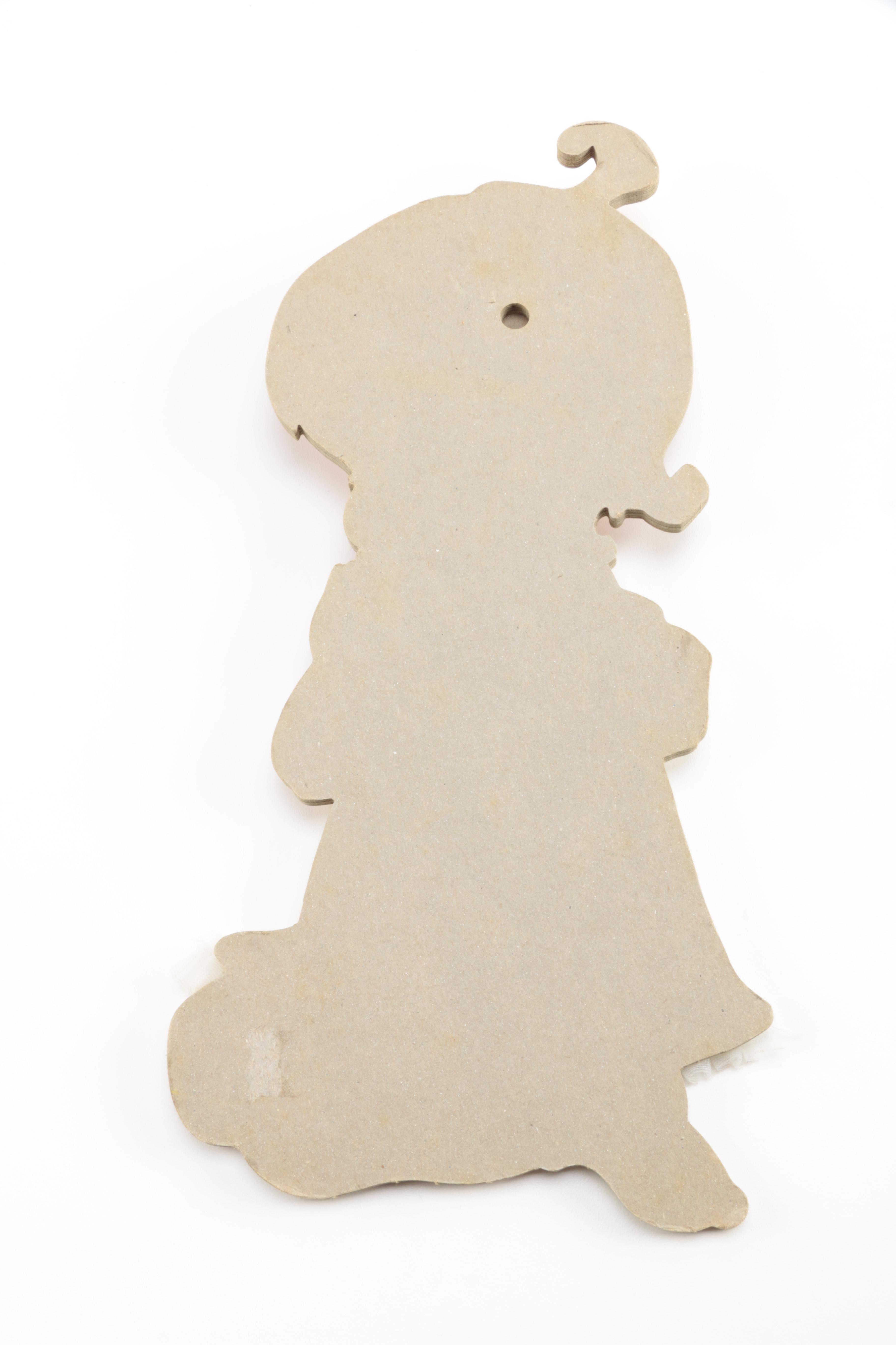 Vintage Home Keeping Decor With Spools, Clothespins and More