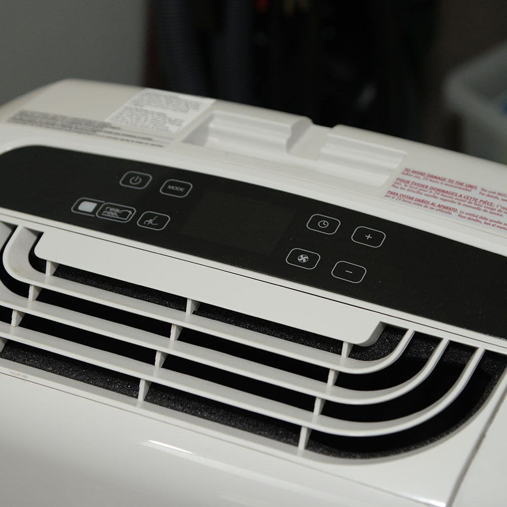 DeLonghi Pinquino Room Air Conditioning/Heating Unit